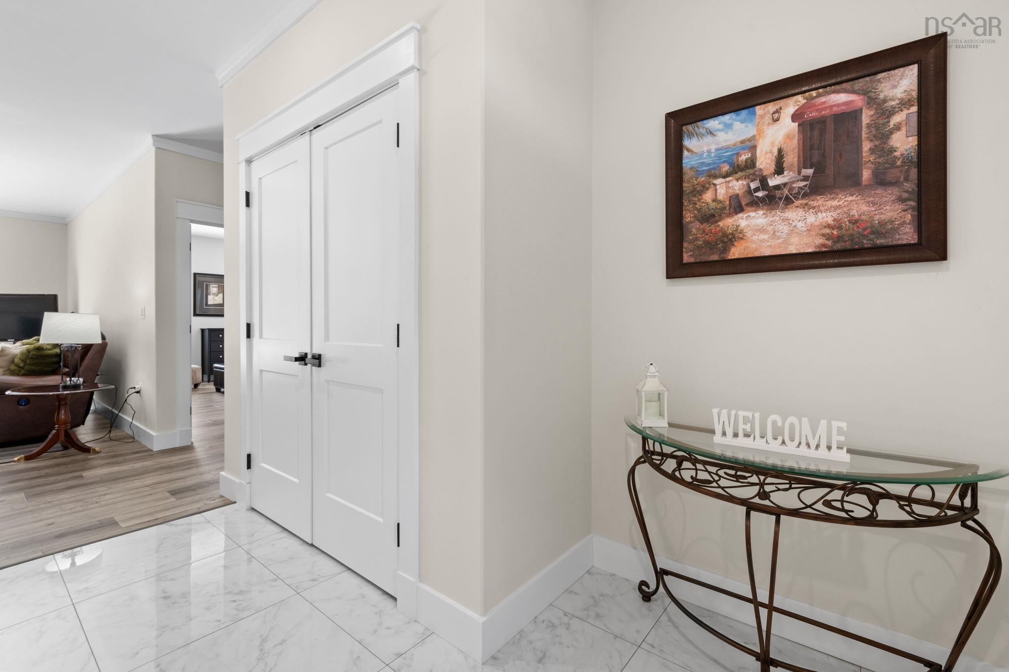 $649,000.00: 139 Belle Drive, Meadowvale