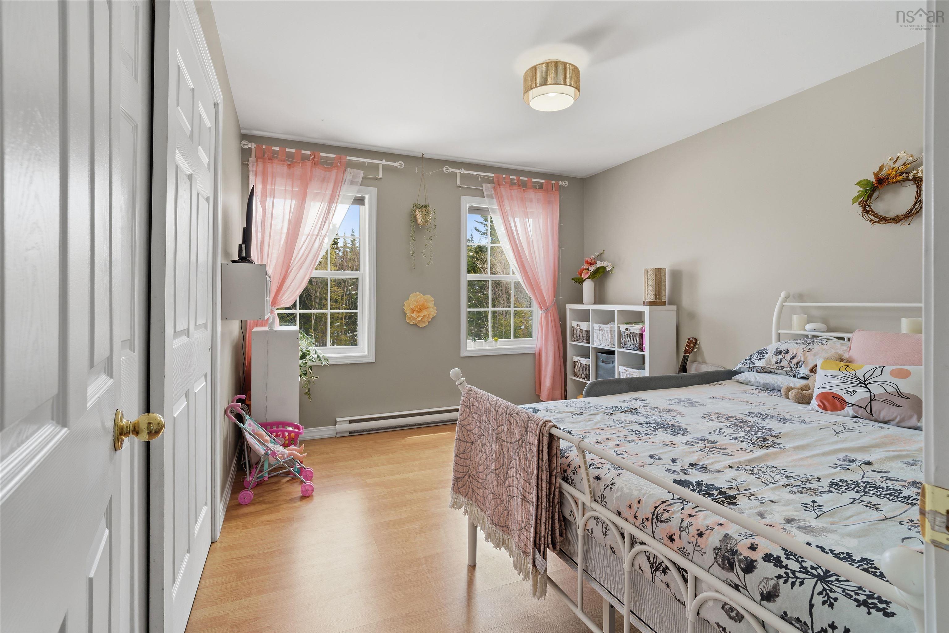 $464,900.00: 5 Osoogoone Lane, Clam Bay