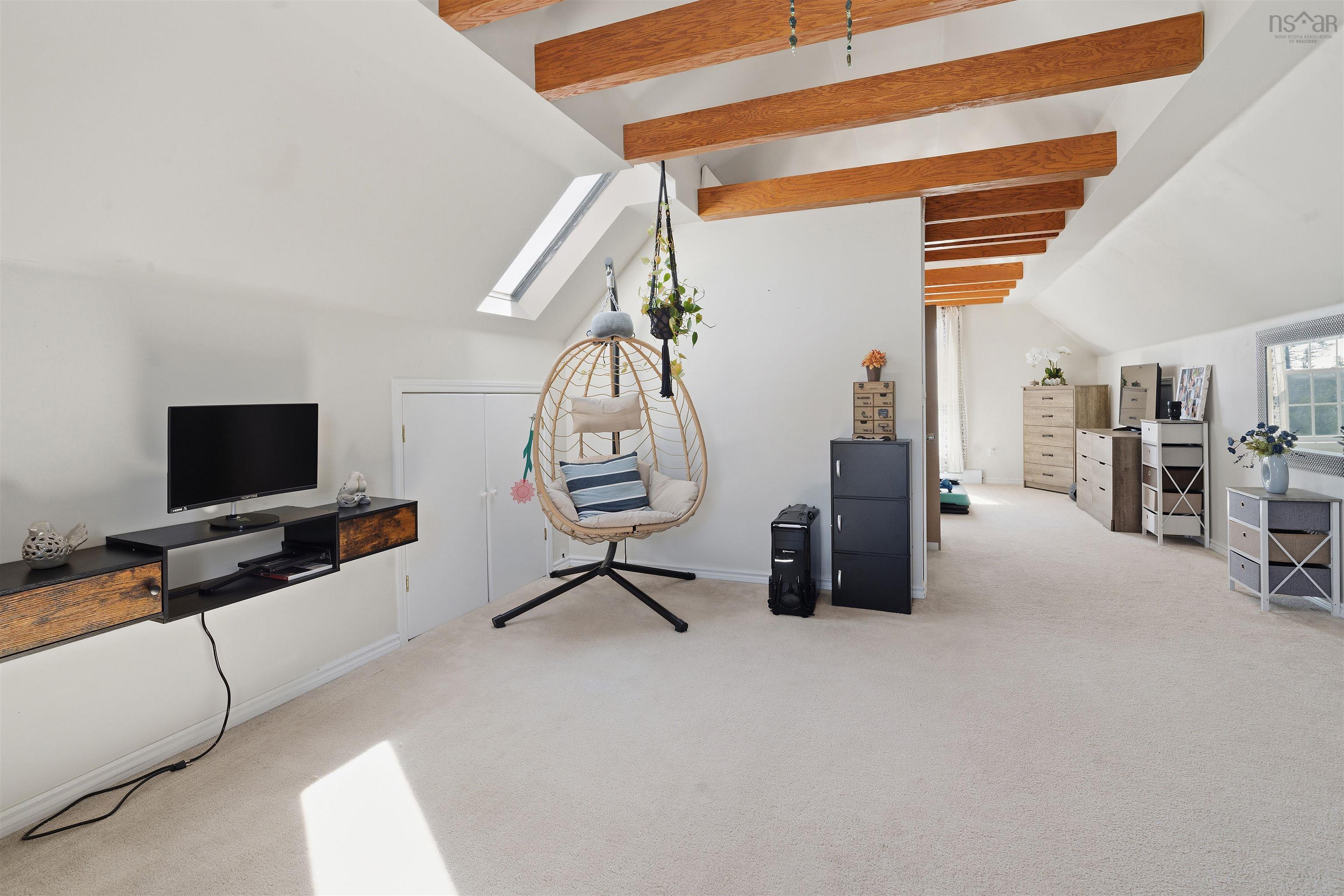 $464,900.00: 5 Osoogoone Lane, Clam Bay