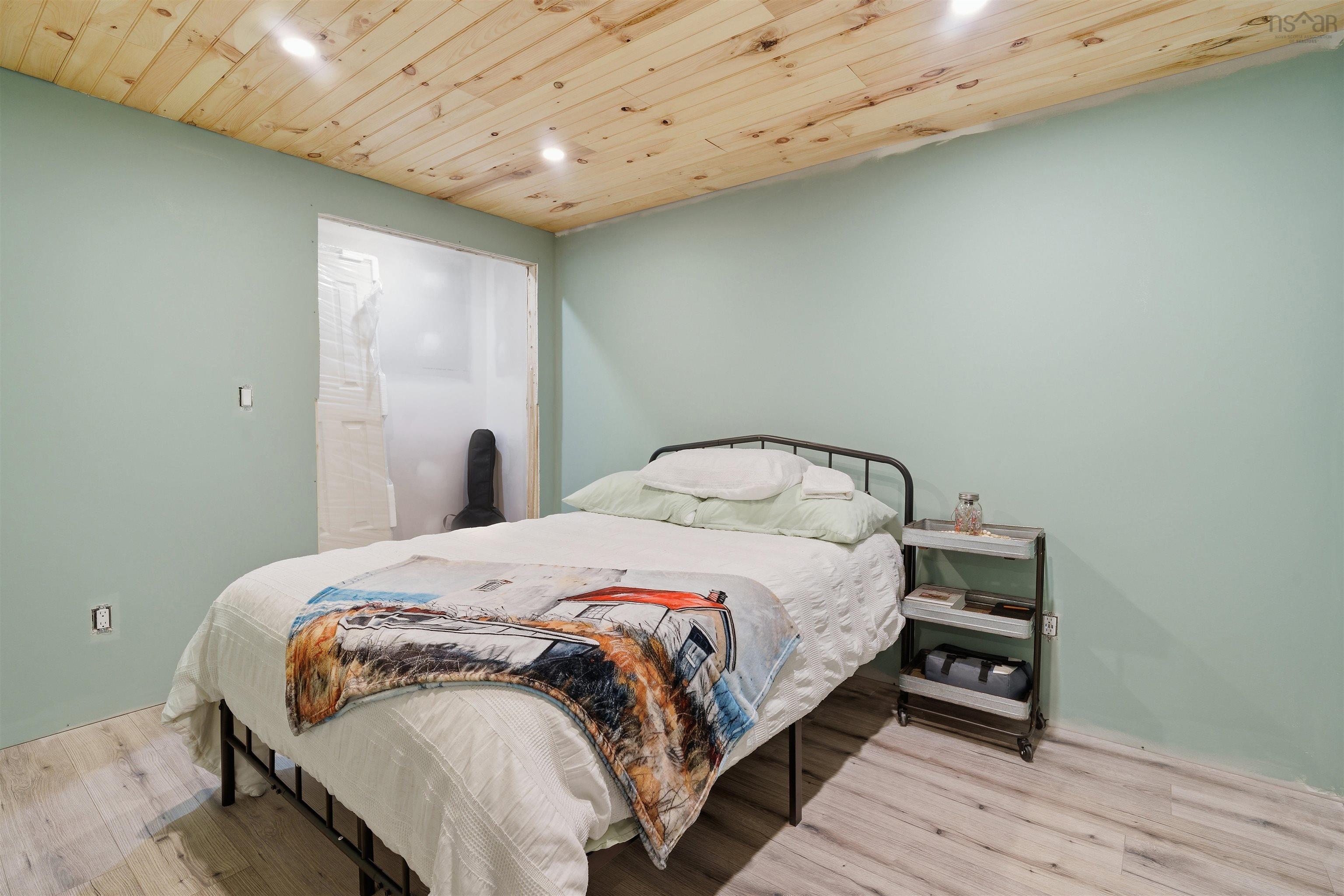 $464,900.00: 5 Osoogoone Lane, Clam Bay