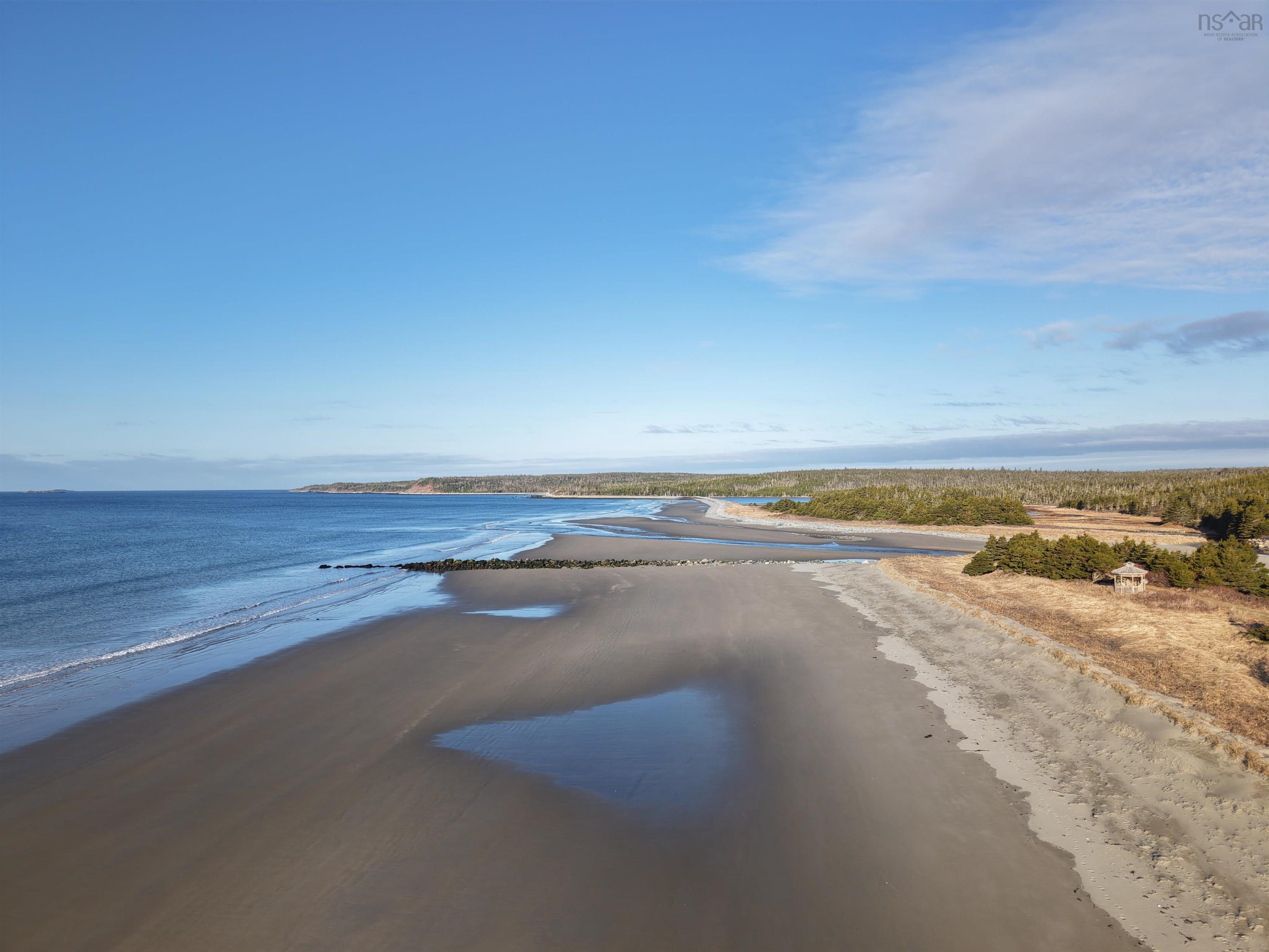 $464,900.00: 5 Osoogoone Lane, Clam Bay