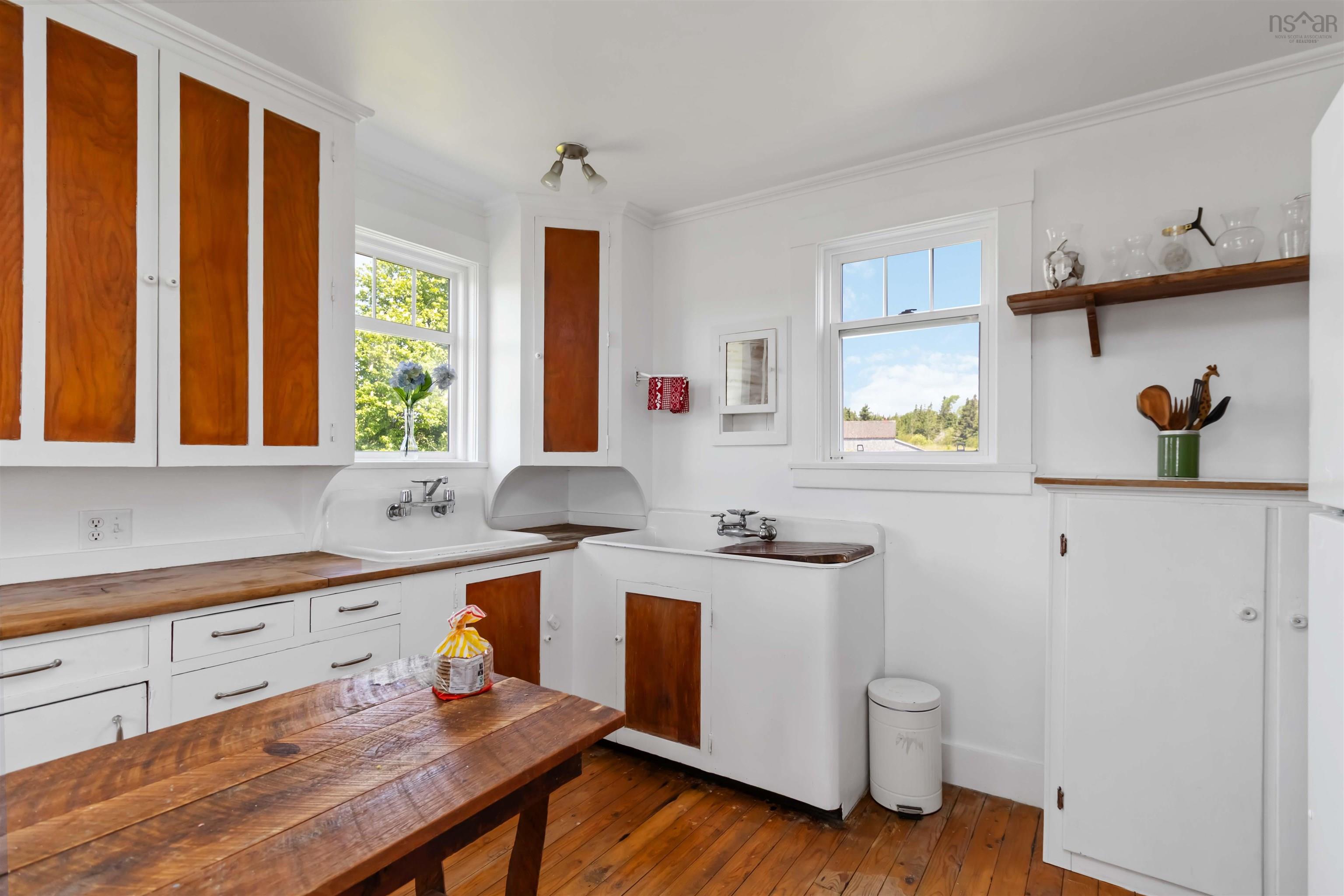 $789,000.00: 1621 Eastern Shore Road, West Berlin