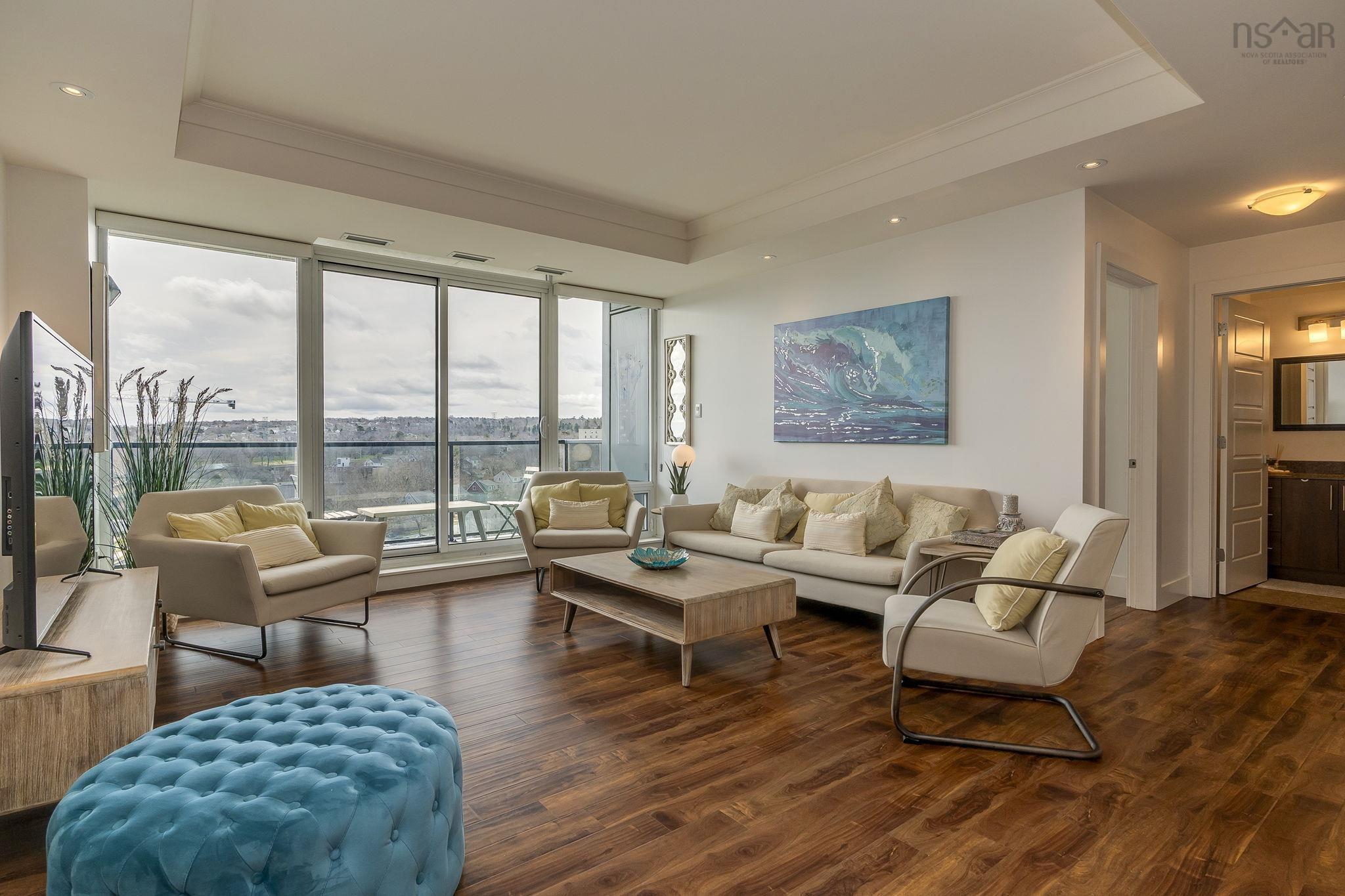 $519,900.00: 1004 3471 Dutch Village Road, Halifax