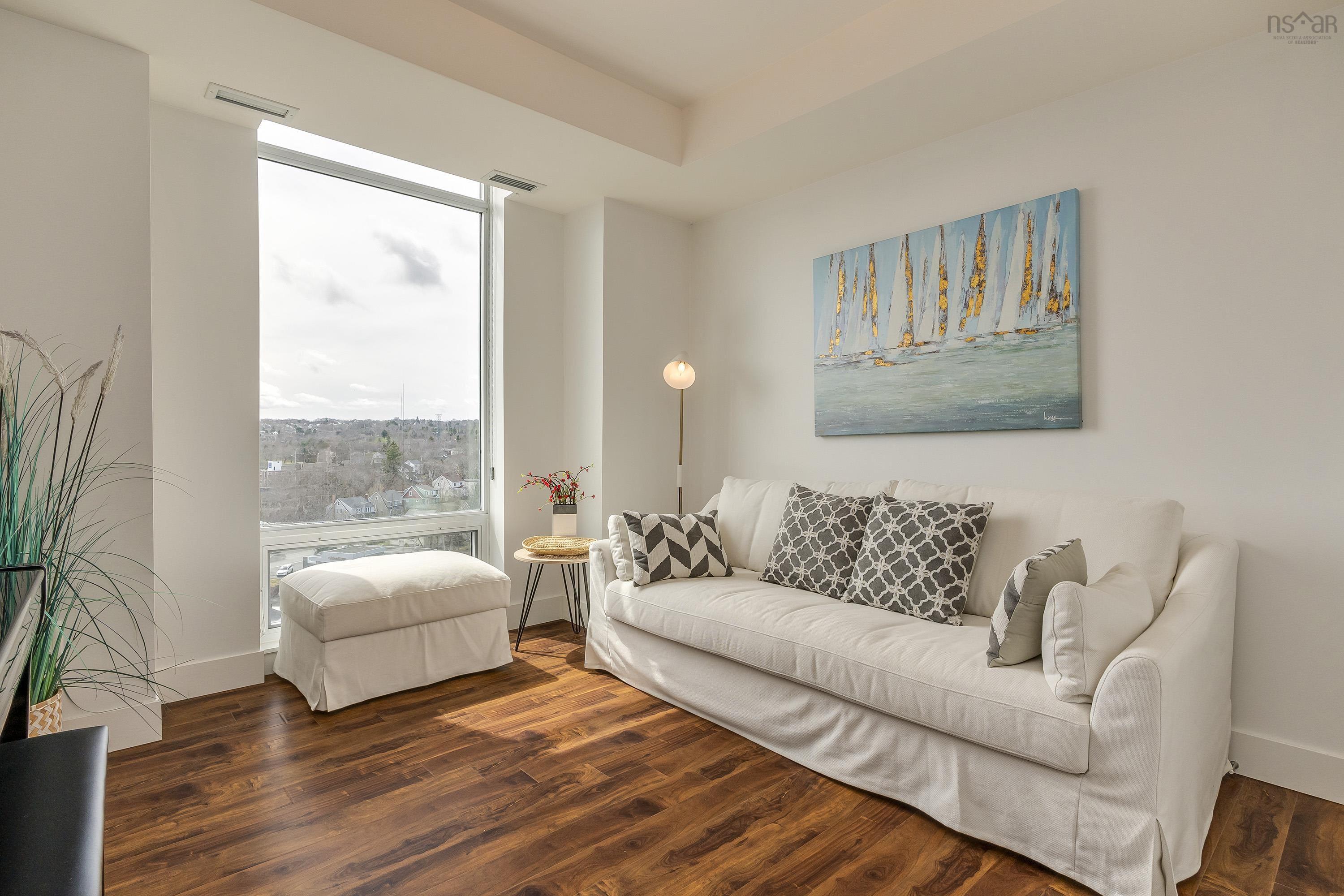 $519,900.00: 1004 3471 Dutch Village Road, Halifax