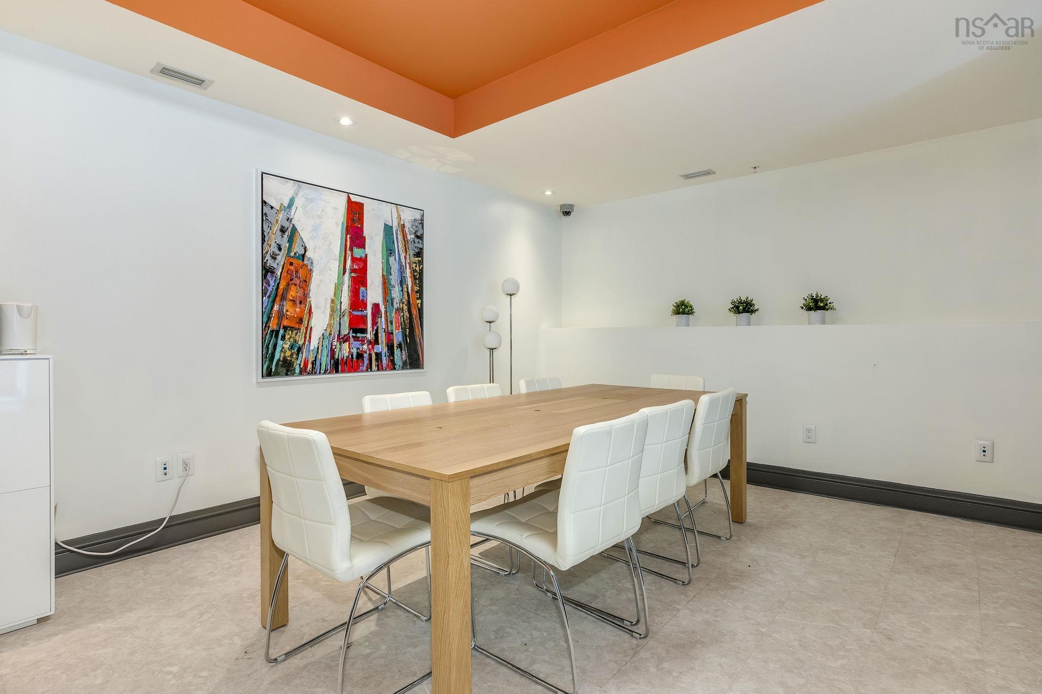 $519,900.00: 1004 3471 Dutch Village Road, Halifax