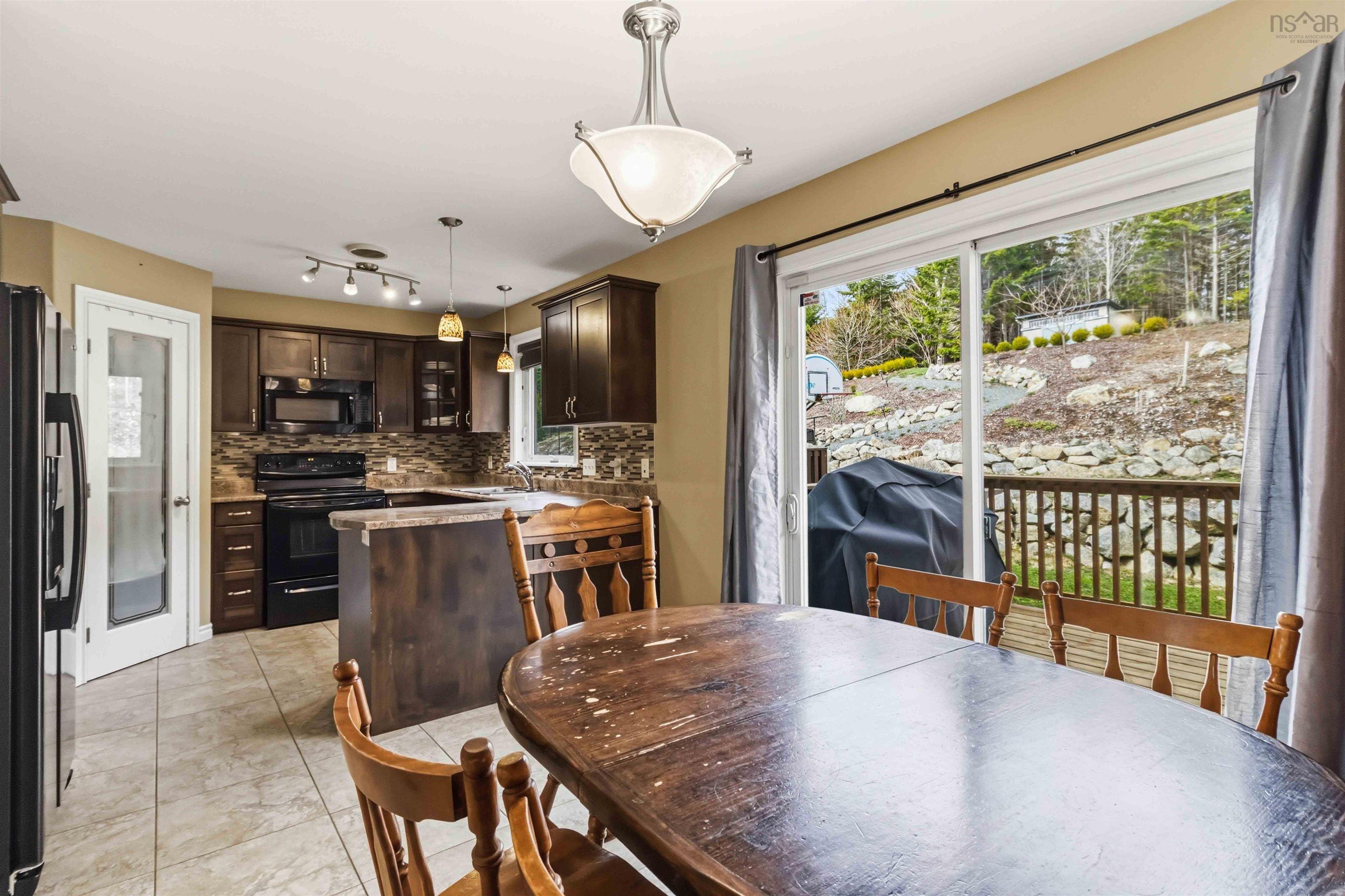 $449,900.00: 33 Riverwood Drive, Timberlea