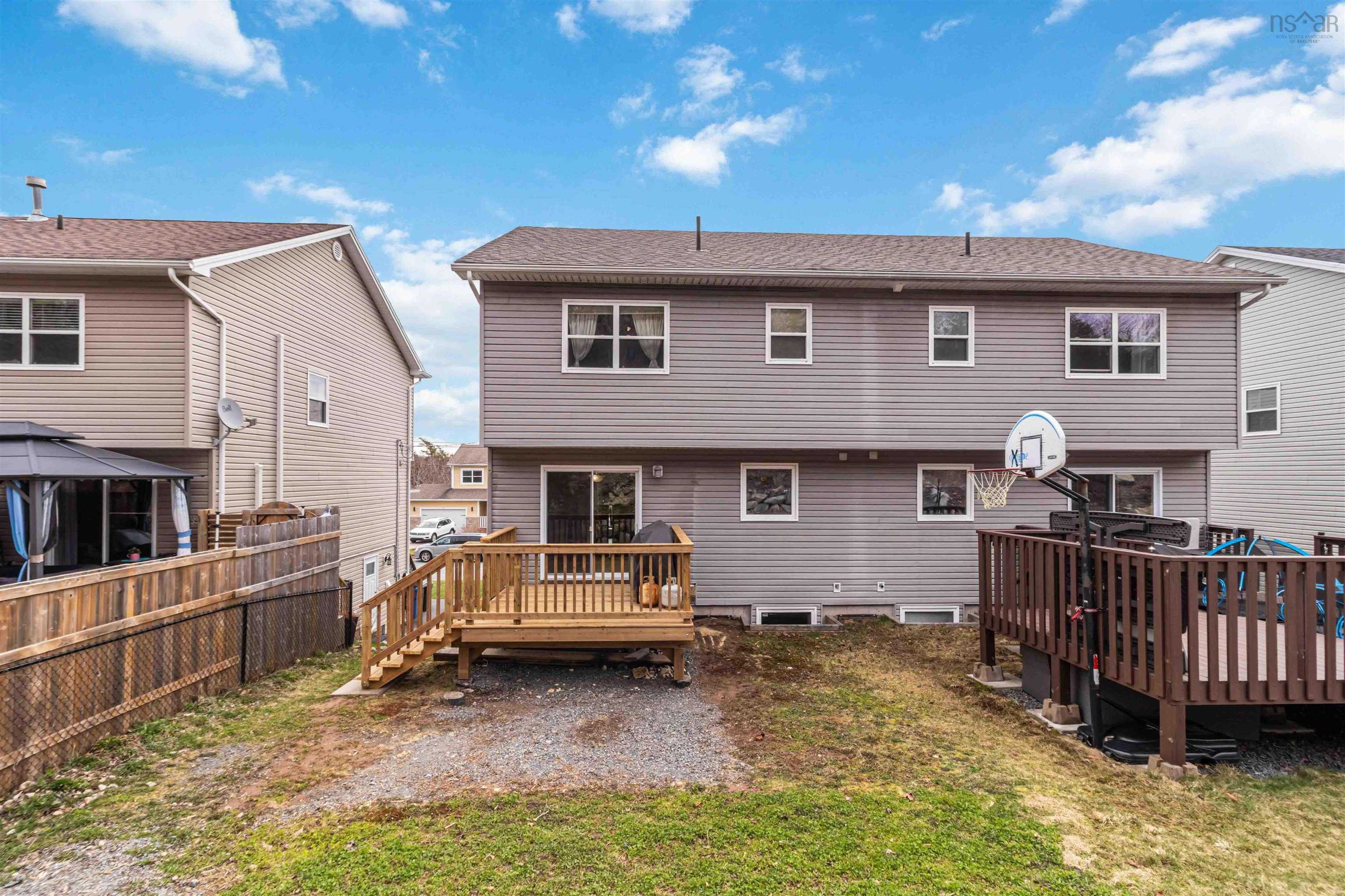 $449,900.00: 33 Riverwood Drive, Timberlea