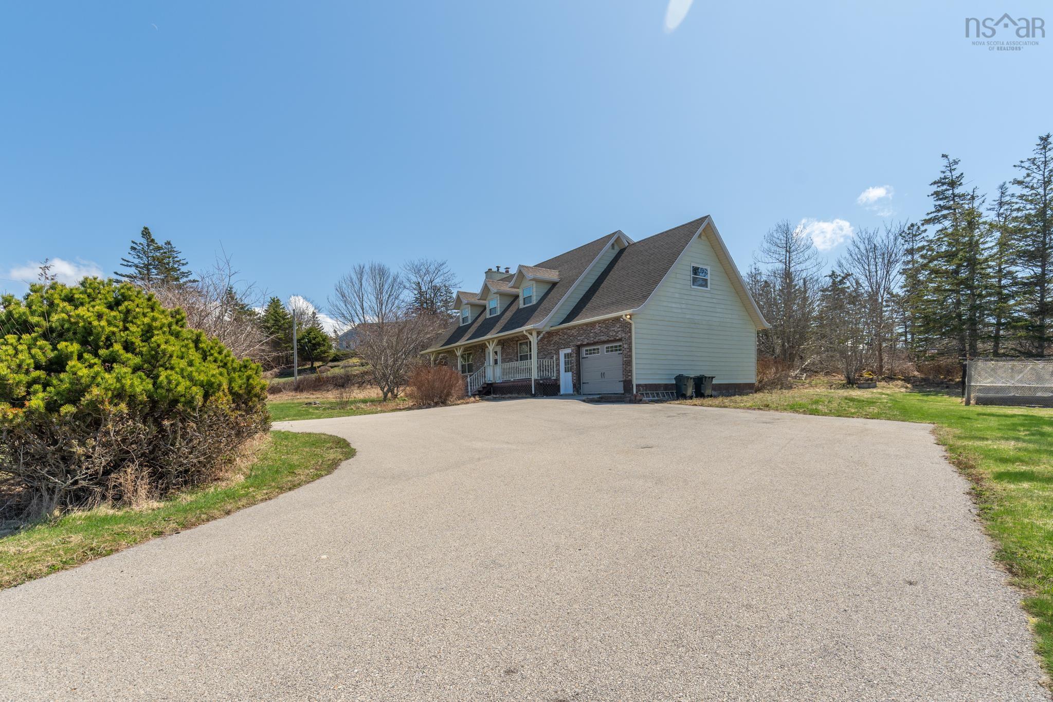 $379,000.00: 74 Dearman Drive, Milton Highlands