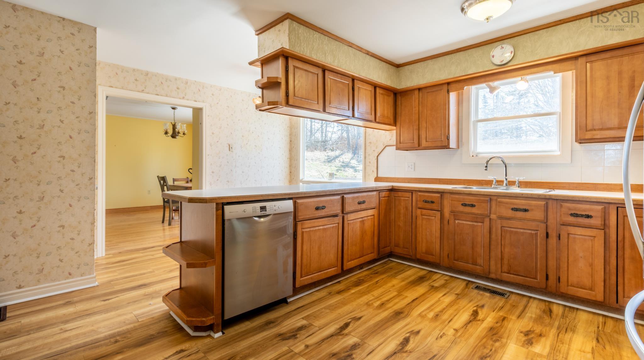 $379,000.00: 74 Dearman Drive, Milton Highlands