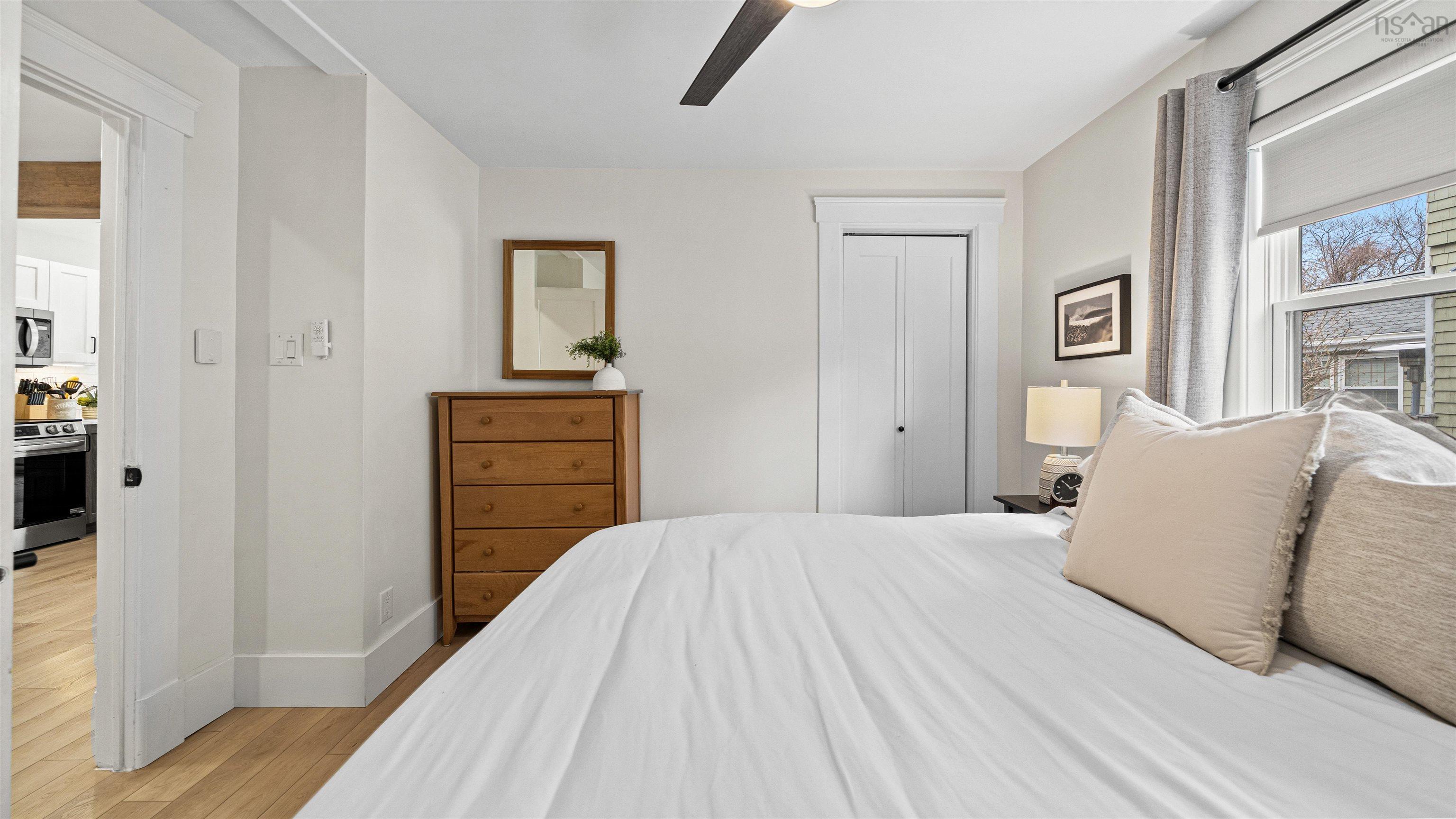 $839,900.00: 6441/6443 Summit Street, Halifax