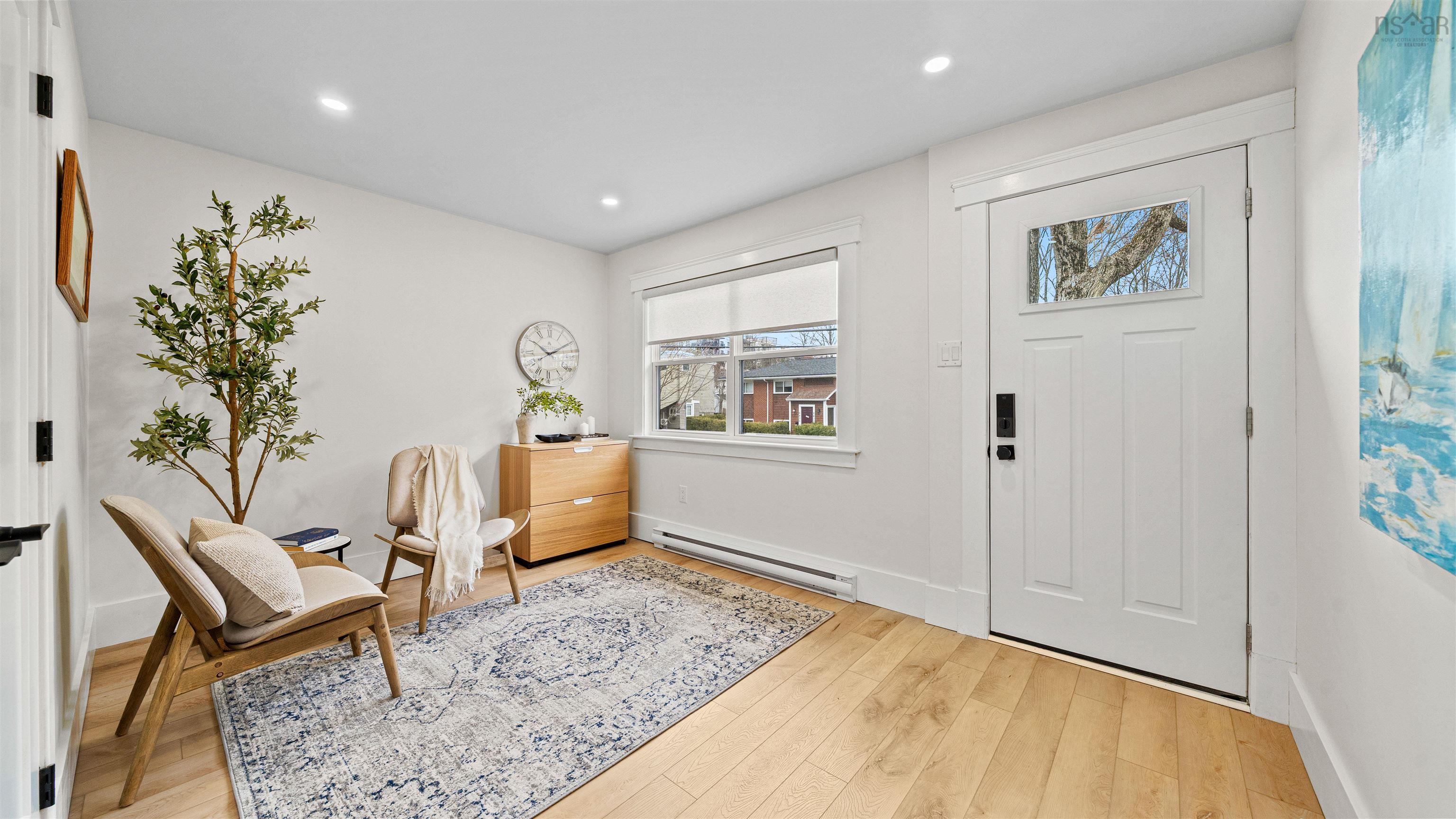 $839,900.00: 6441/6443 Summit Street, Halifax