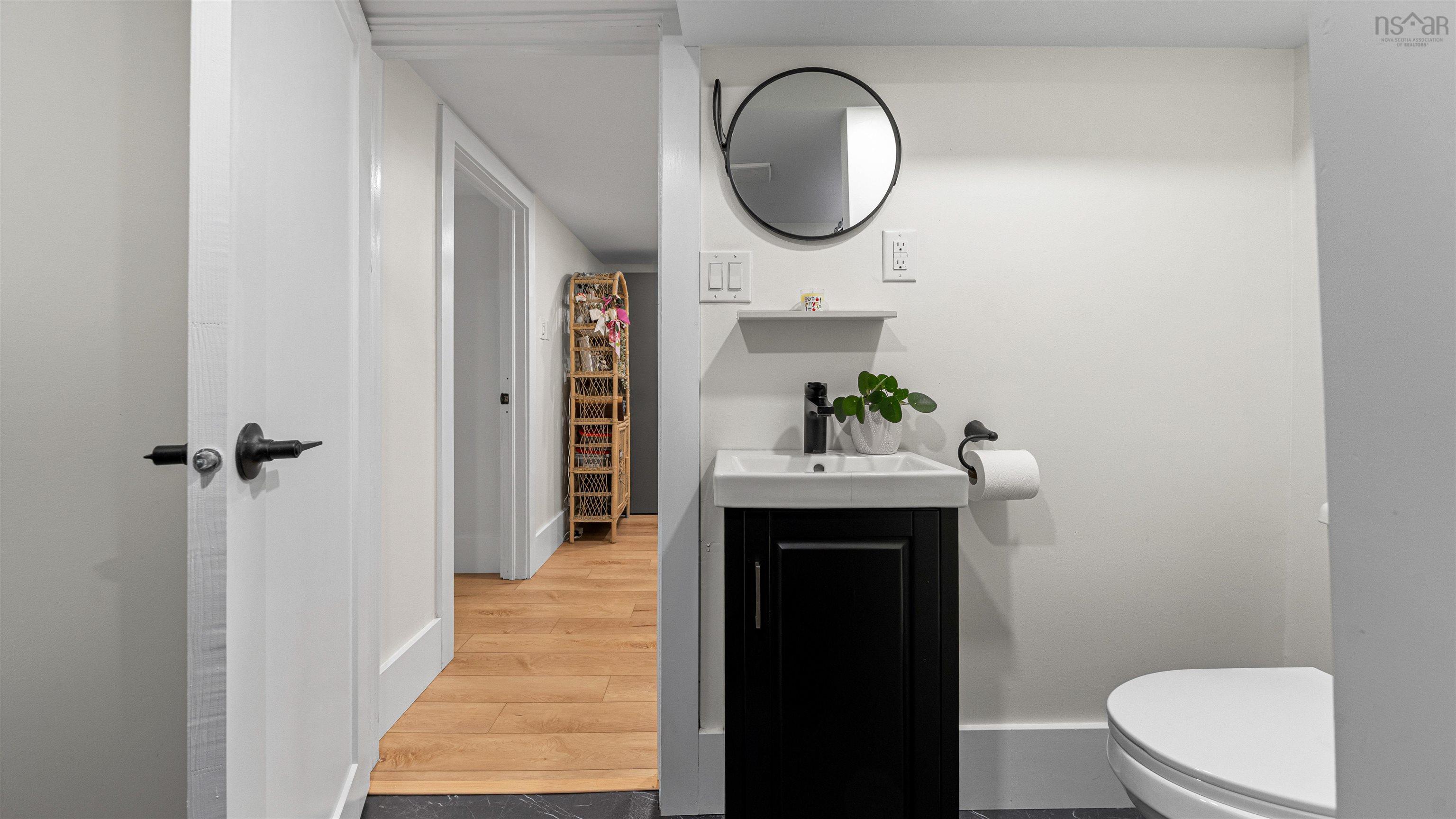 $839,900.00: 6441/6443 Summit Street, Halifax