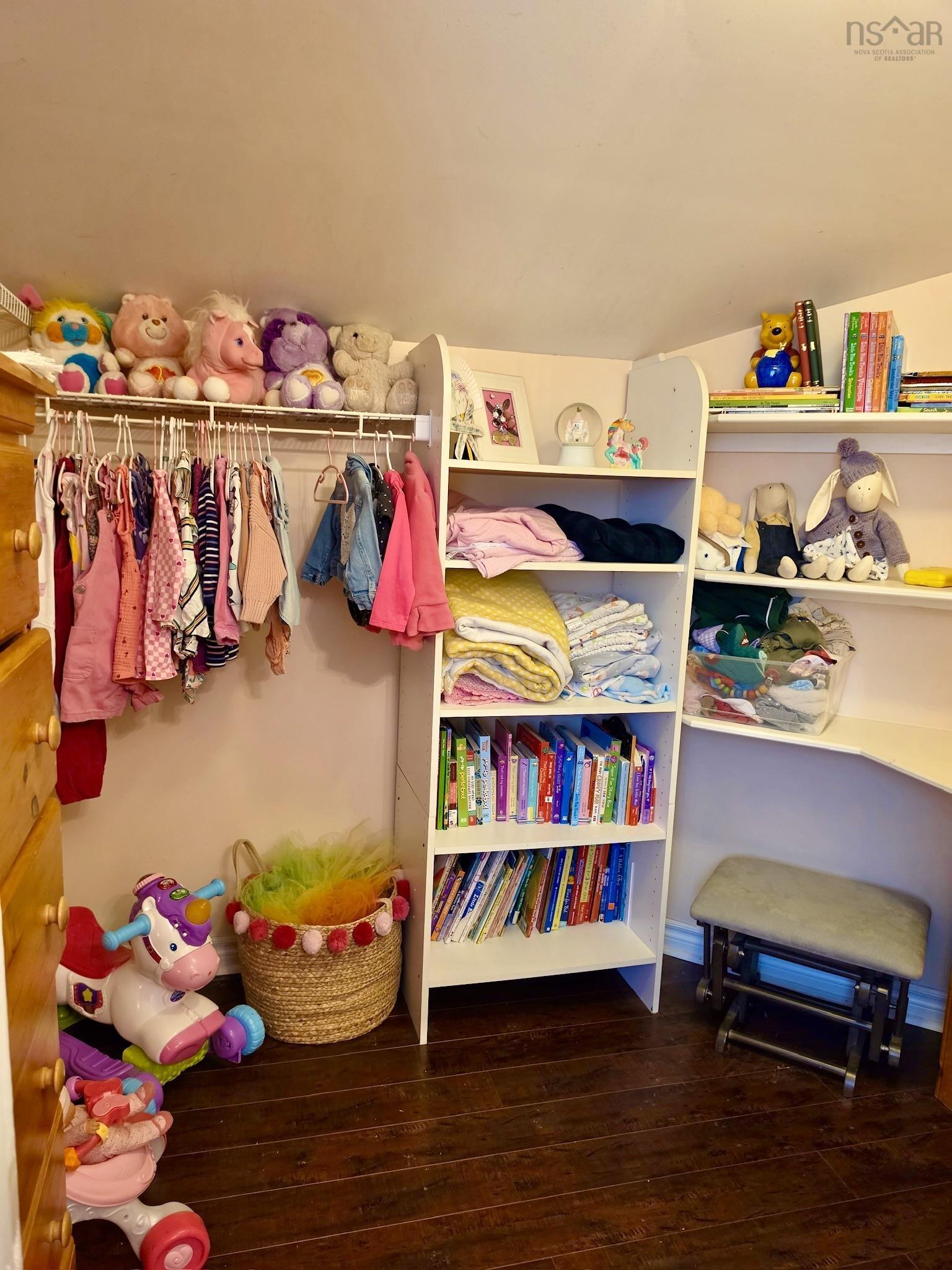 $523,800.00: 553 Beaverbank, Beaver Bank