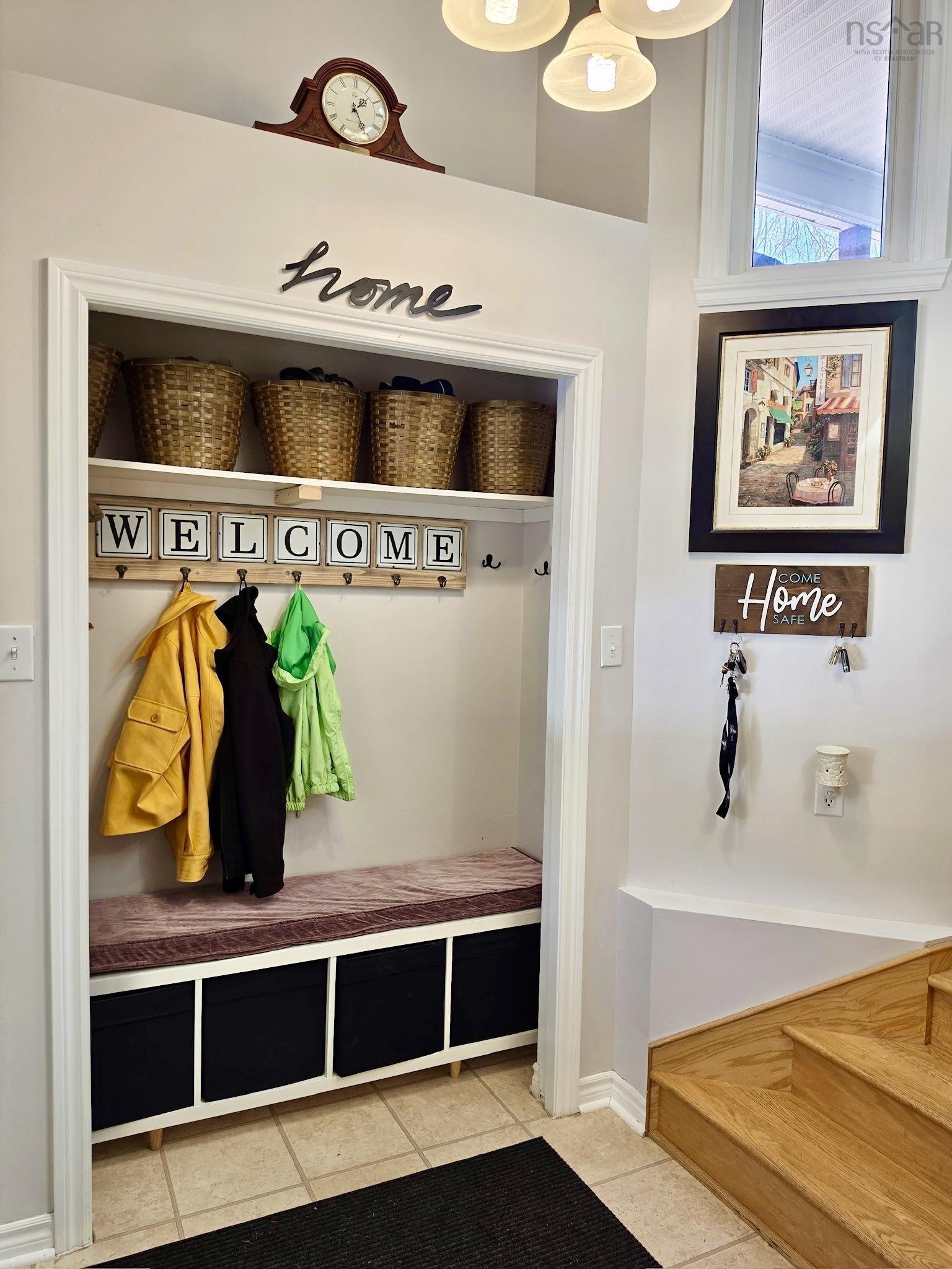 $523,800.00: 553 Beaverbank, Beaver Bank