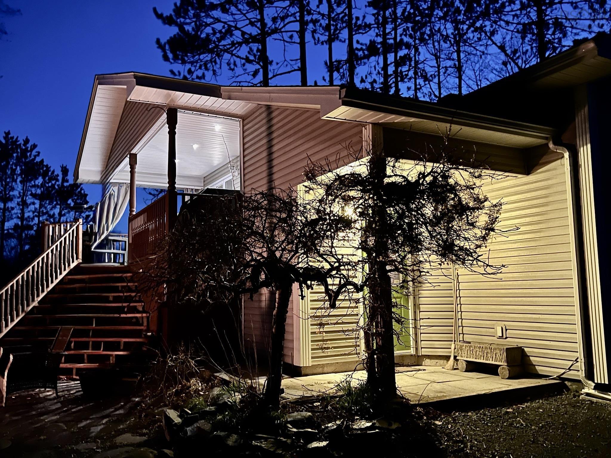 553 Beaverbank, Beaver Bank, NS (MLS 202608414)