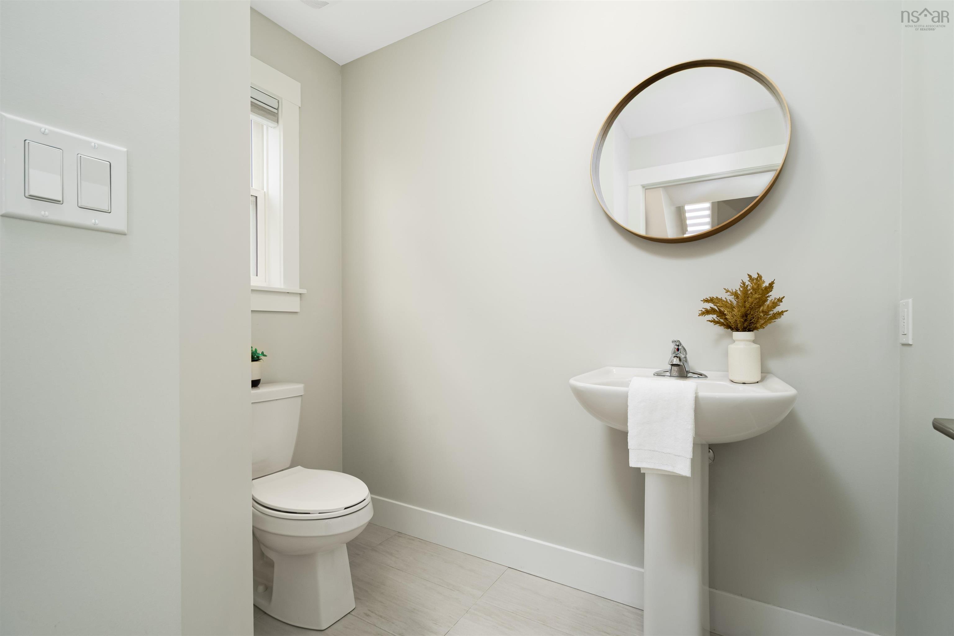 $644,900.00: 27 Onyx Crescent, Halifax