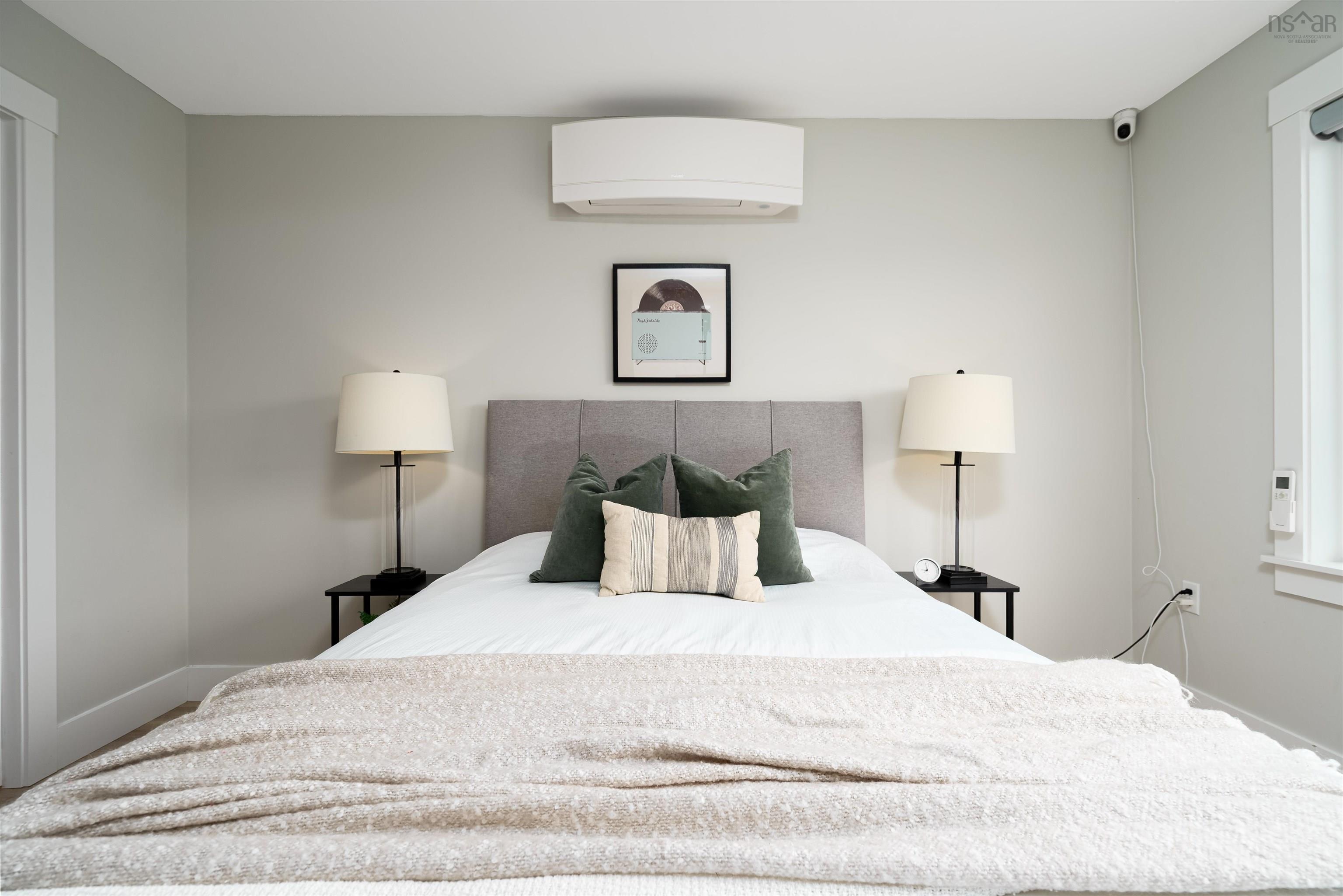 $644,900.00: 27 Onyx Crescent, Halifax