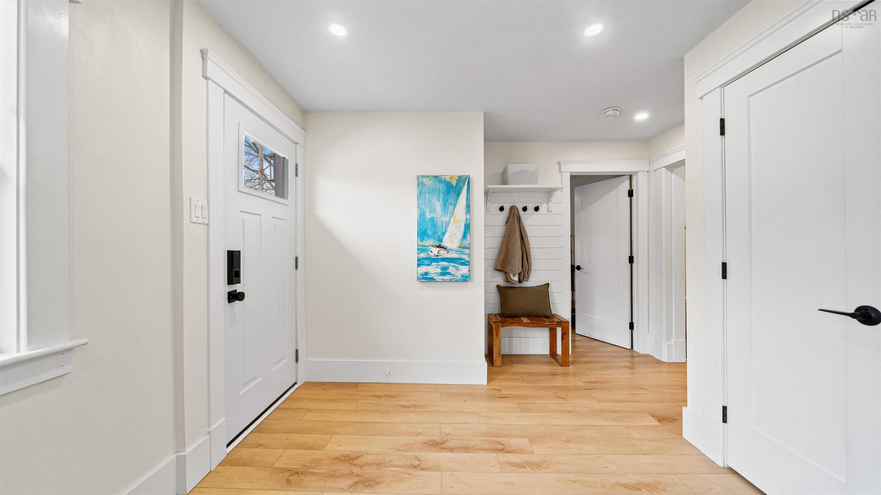 $839,900.00: 6441/6443 Summit Street, Halifax