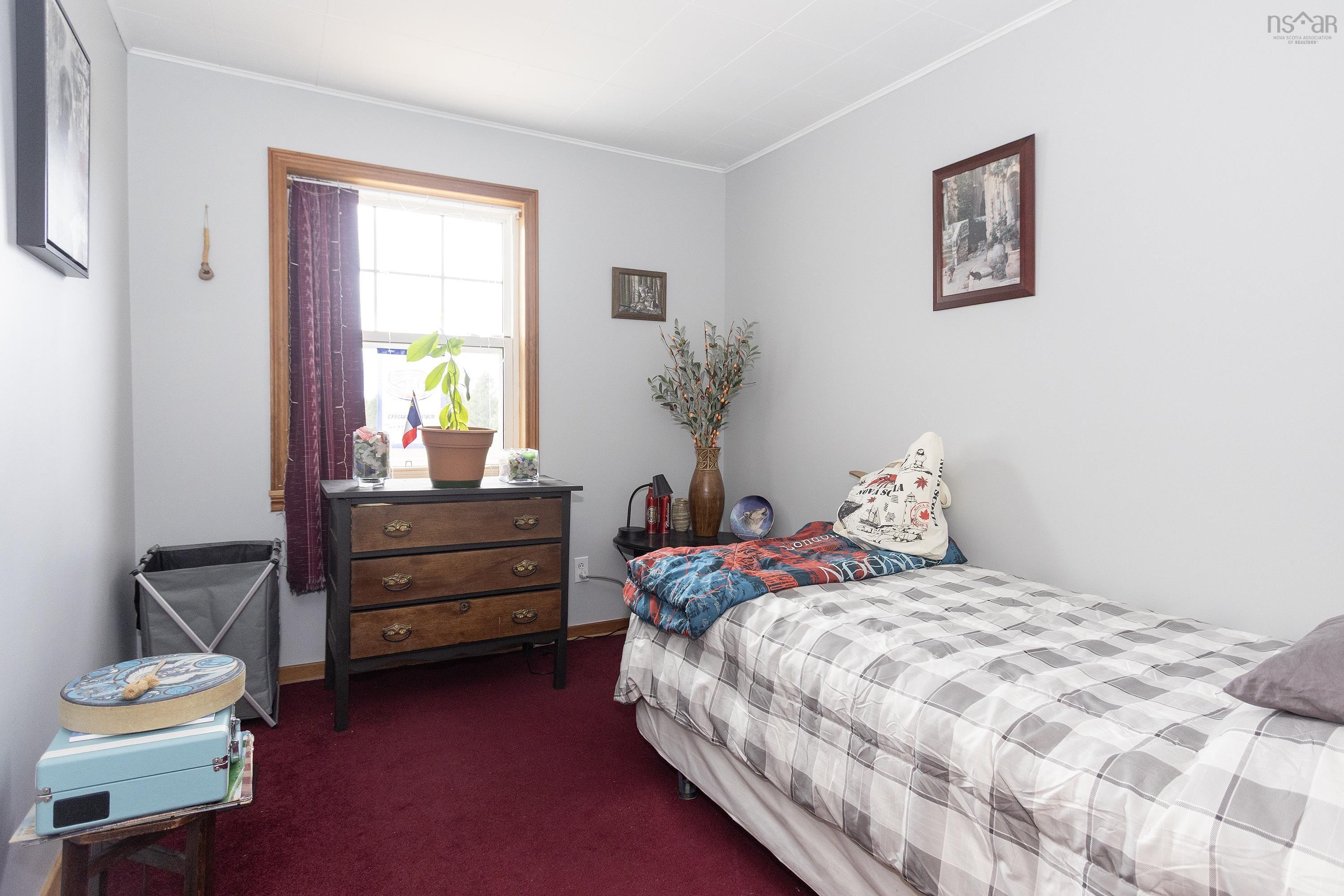 $259,900.00: 429 Willow Street, Brookdale