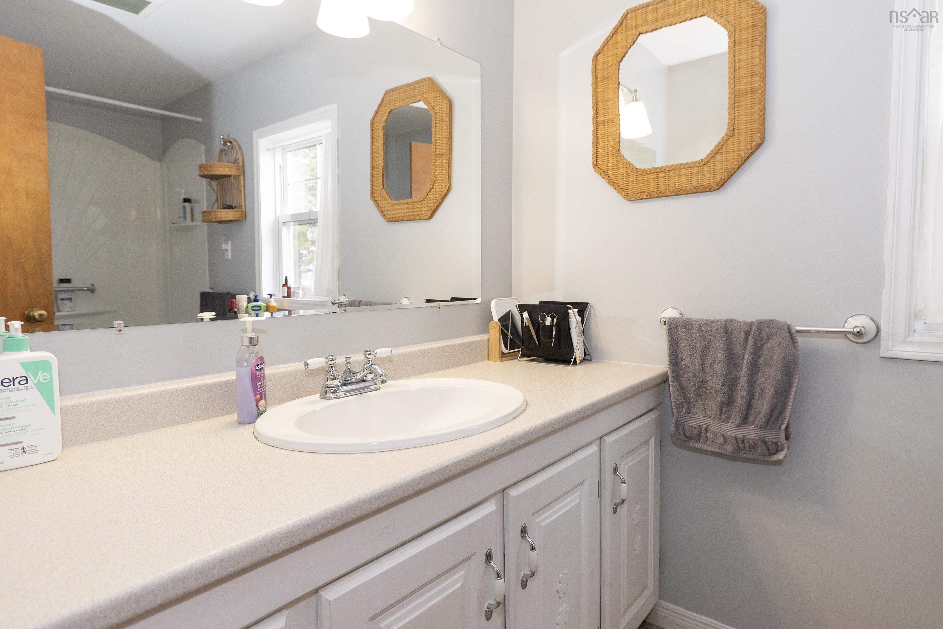 $259,900.00: 429 Willow Street, Brookdale