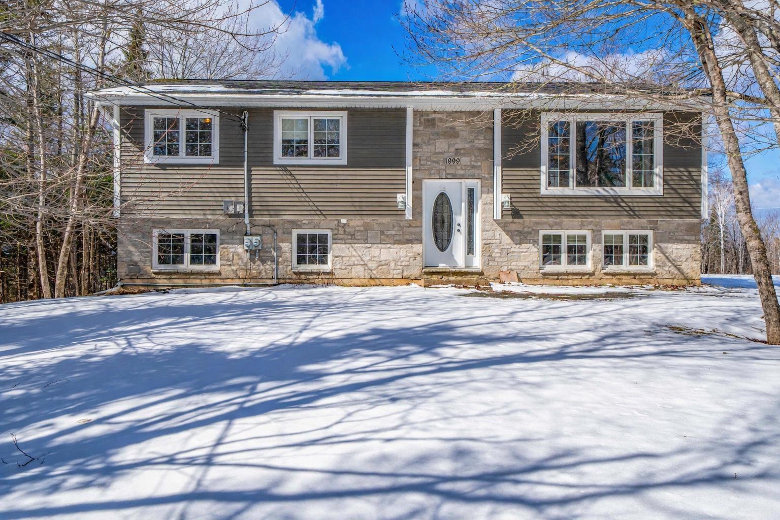 $649,900.00: 1999 Old Sambro Road, Williamswood