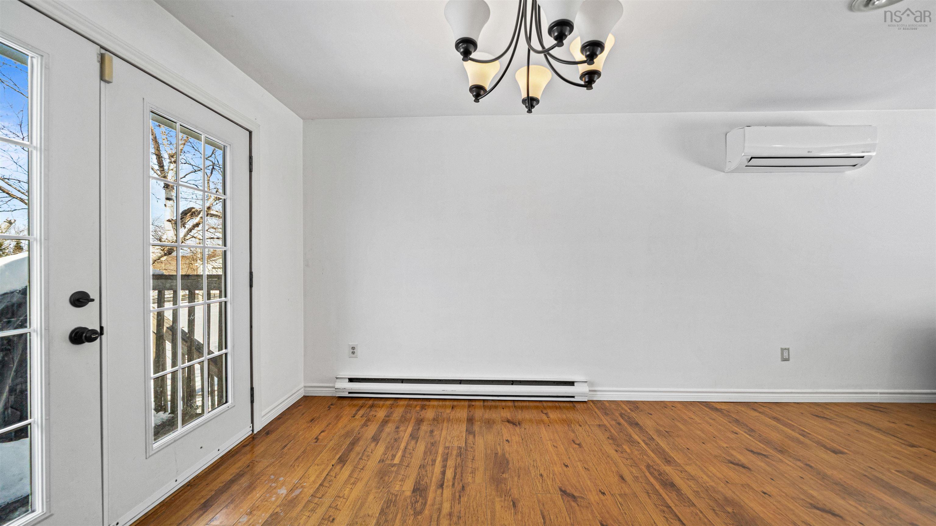 $649,900.00: 1999 Old Sambro Road, Williamswood