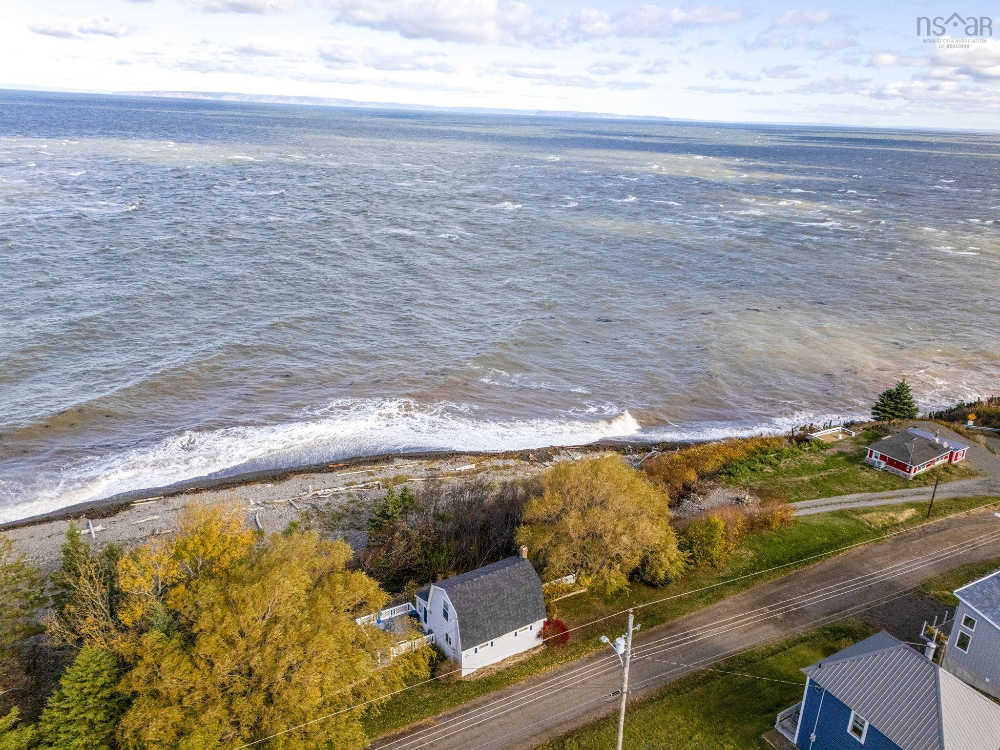 $220,000.00: 33 Lower Street, Morden