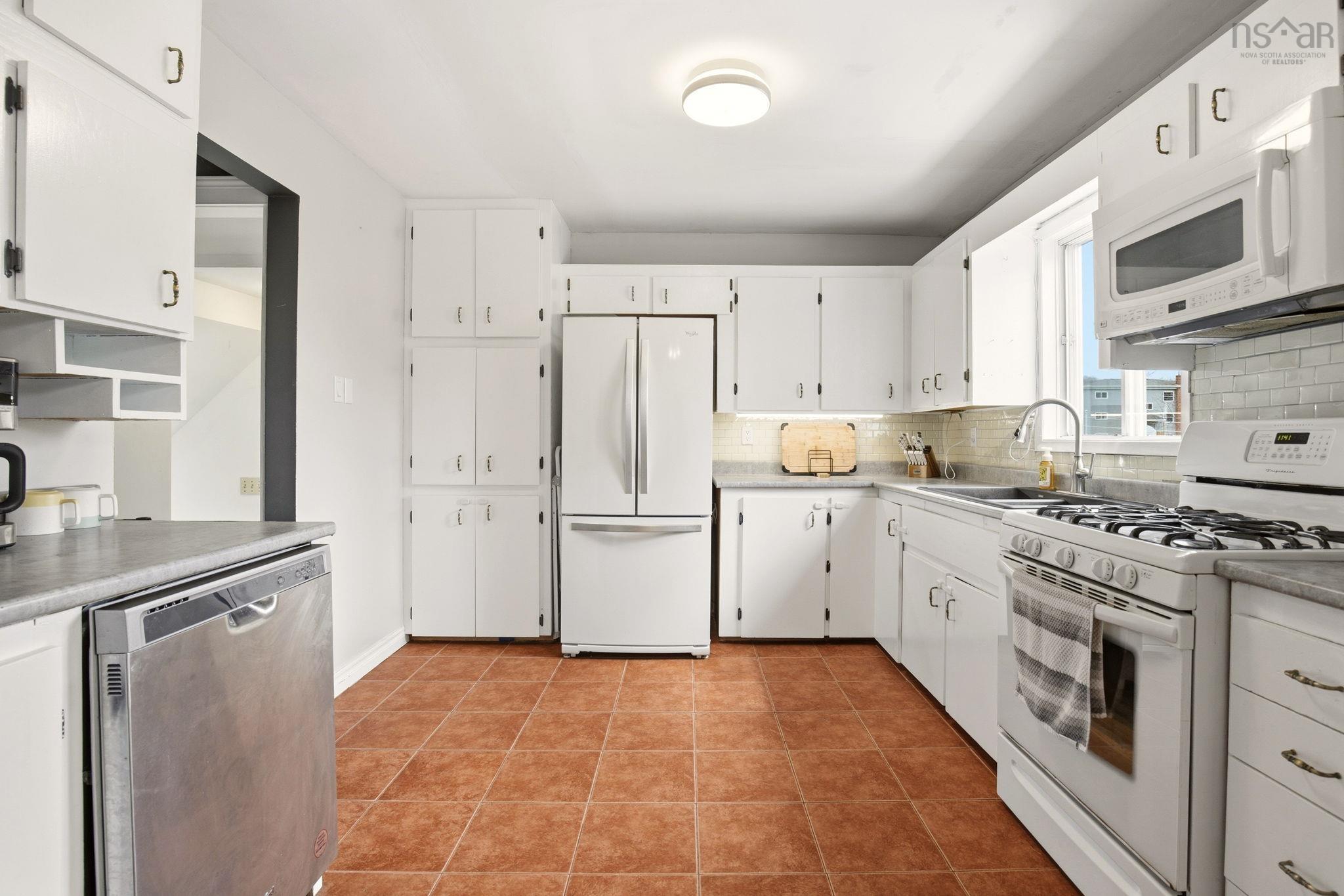 29 Seawood Avenue, Lower Sackville, NS (MLS 202608425)