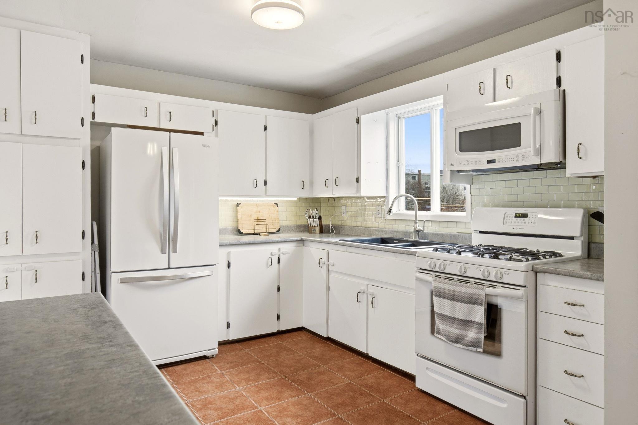 29 Seawood Avenue, Lower Sackville, NS (MLS 202608425)