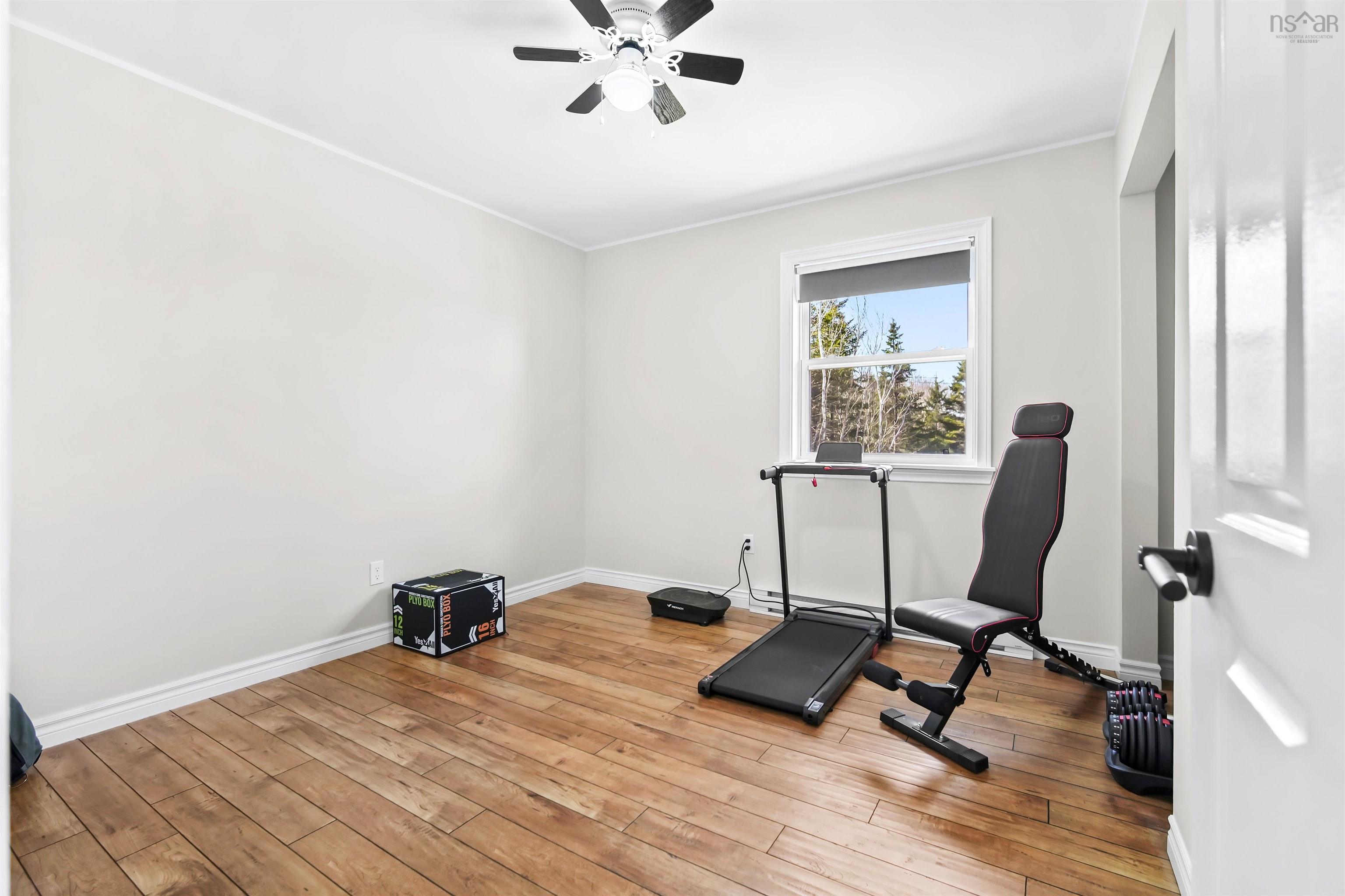 $624,900.00: 14 Shady Vista Drive, Hatchet Lake