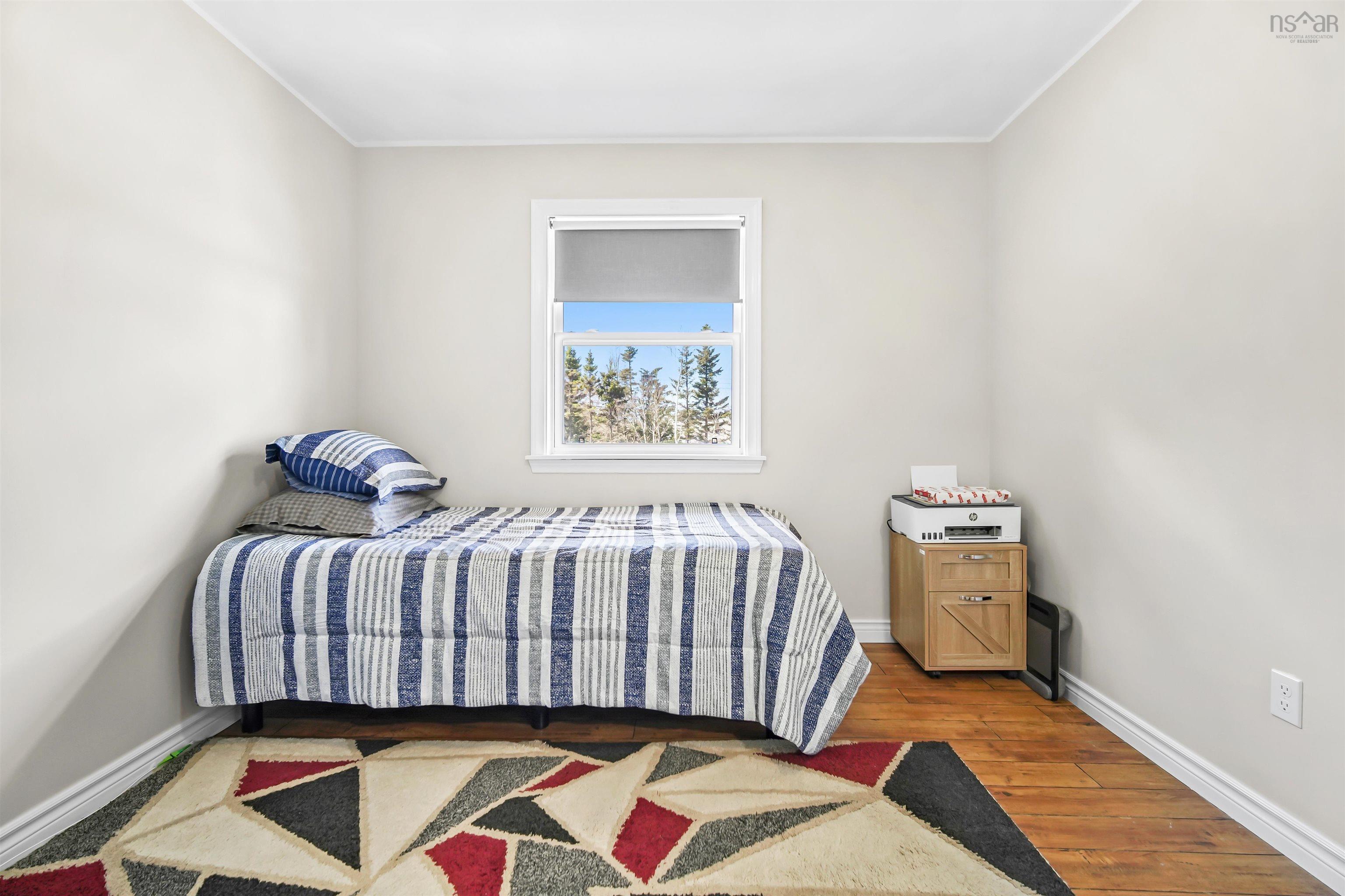 $624,900.00: 14 Shady Vista Drive, Hatchet Lake