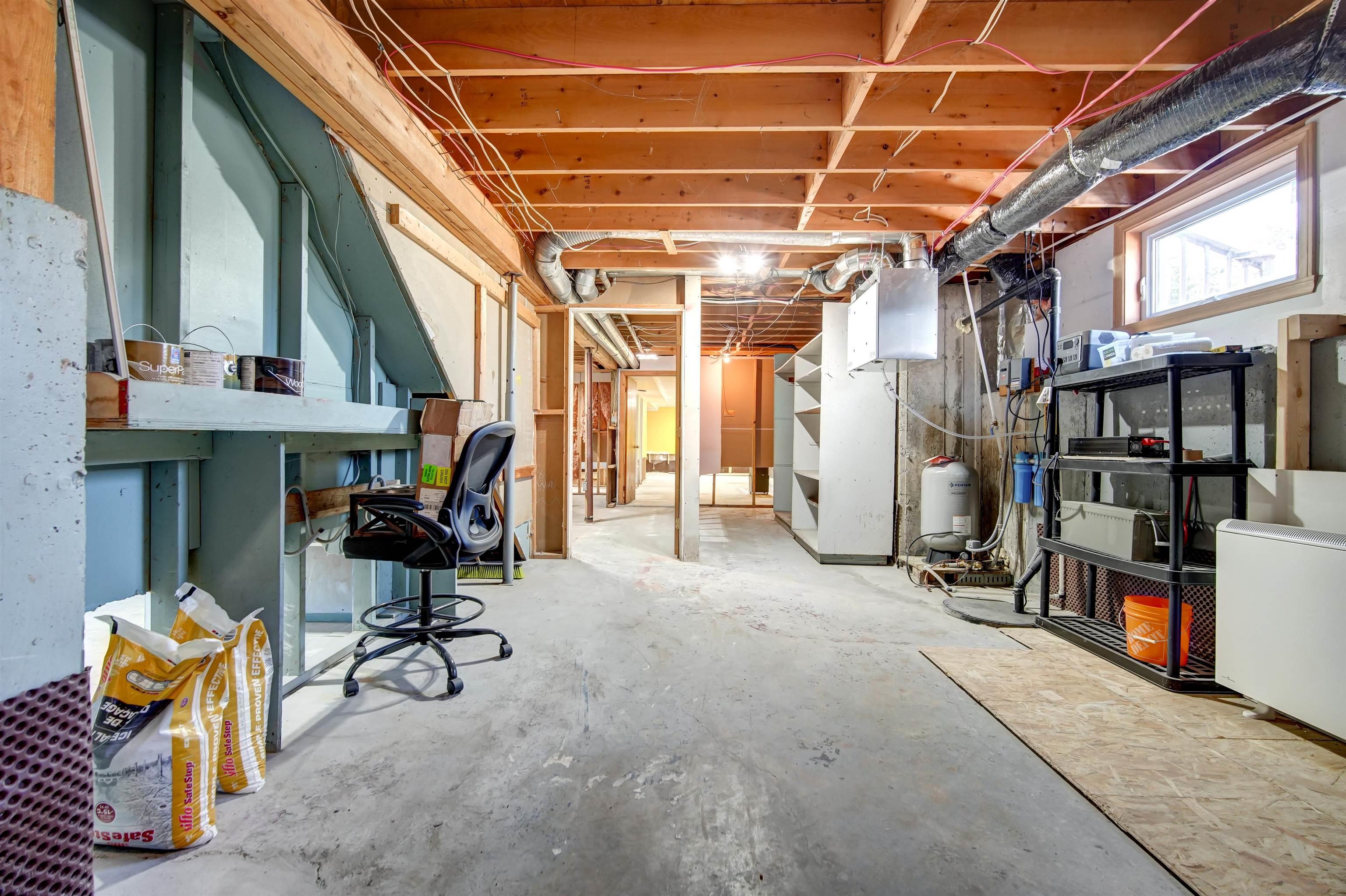 $624,900.00: 14 Shady Vista Drive, Hatchet Lake