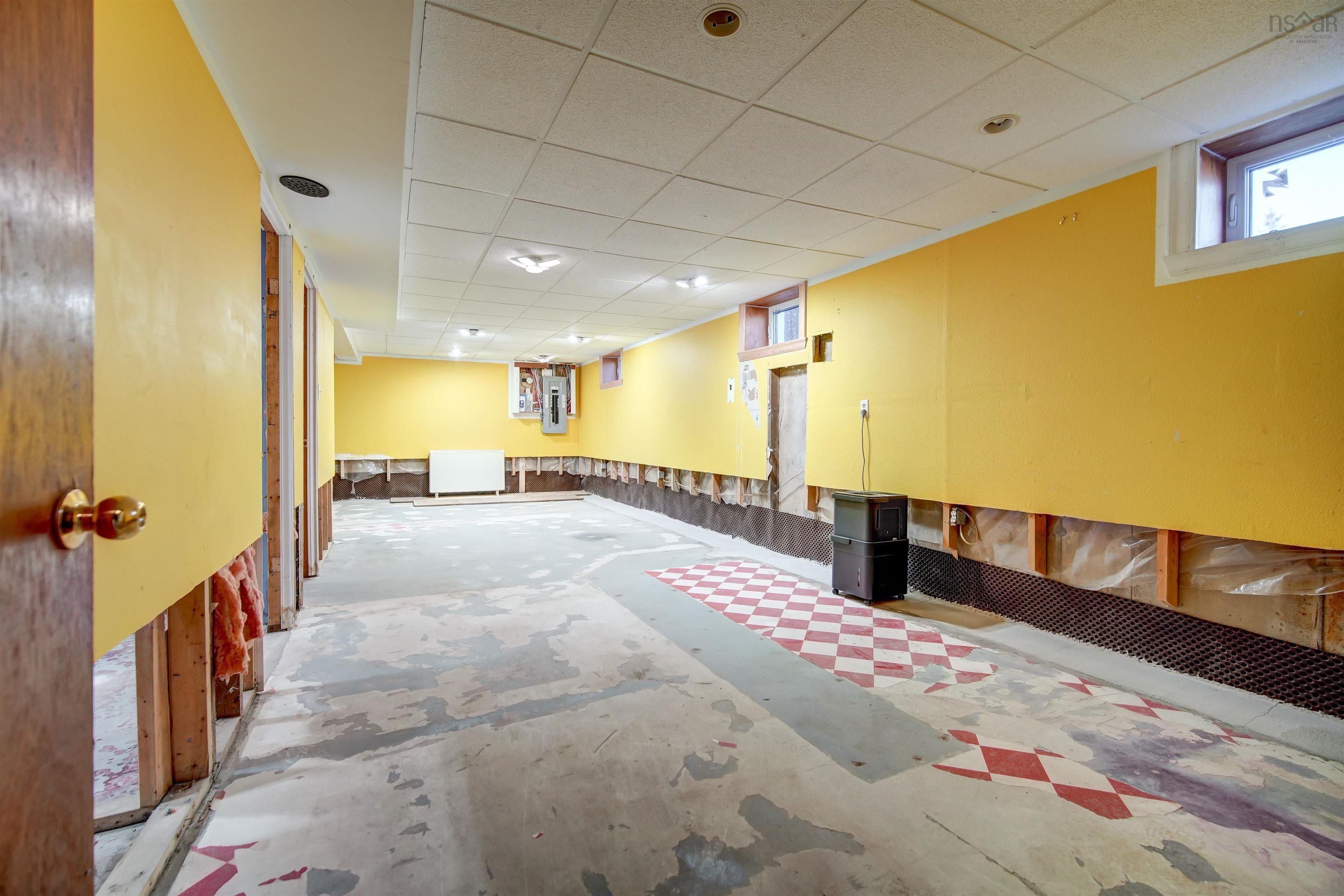 $624,900.00: 14 Shady Vista Drive, Hatchet Lake