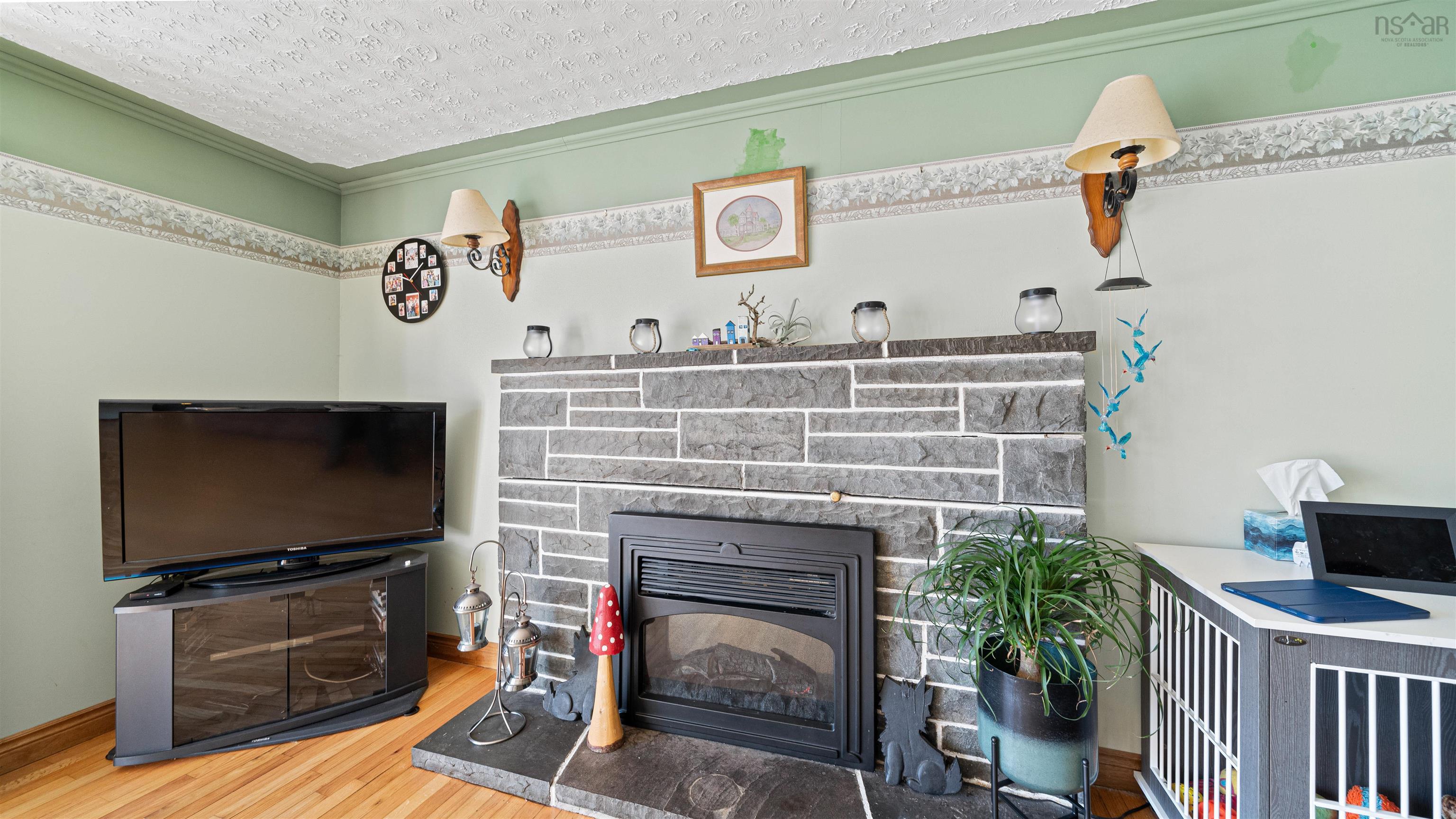 $499,900.00: 7381 7 Highway, West Chezzetcook