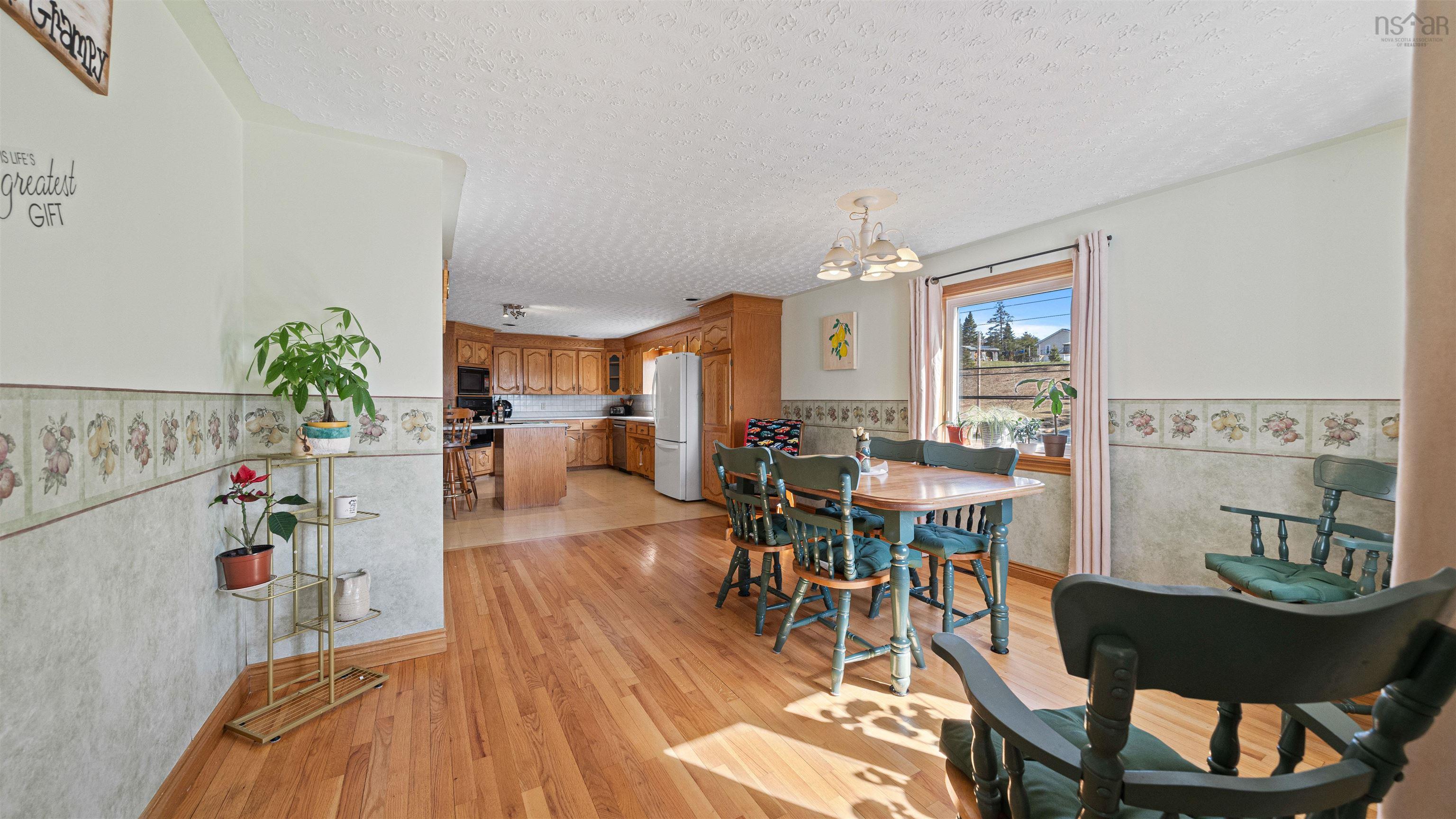 $499,900.00: 7381 7 Highway, West Chezzetcook