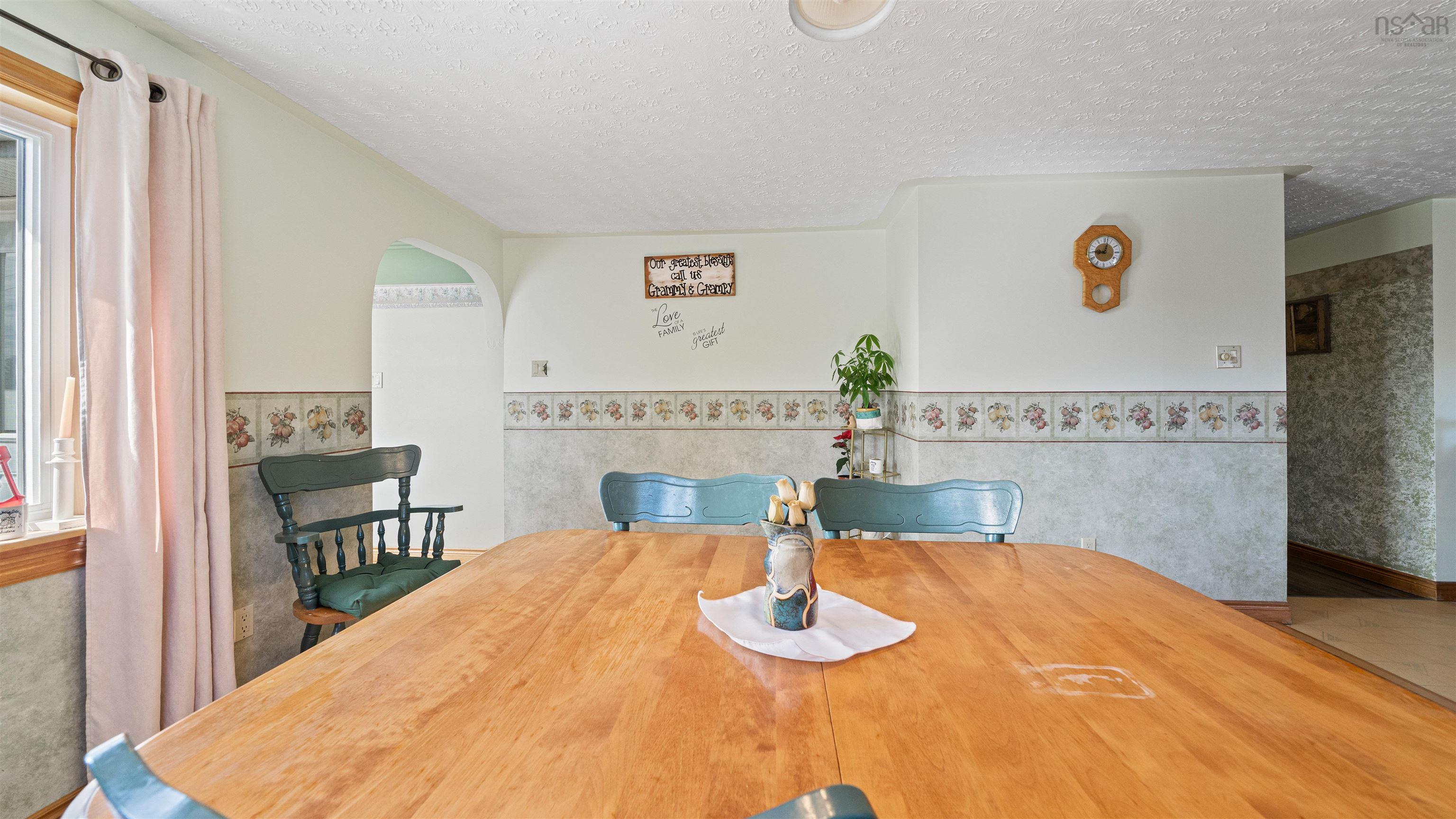 $499,900.00: 7381 7 Highway, West Chezzetcook