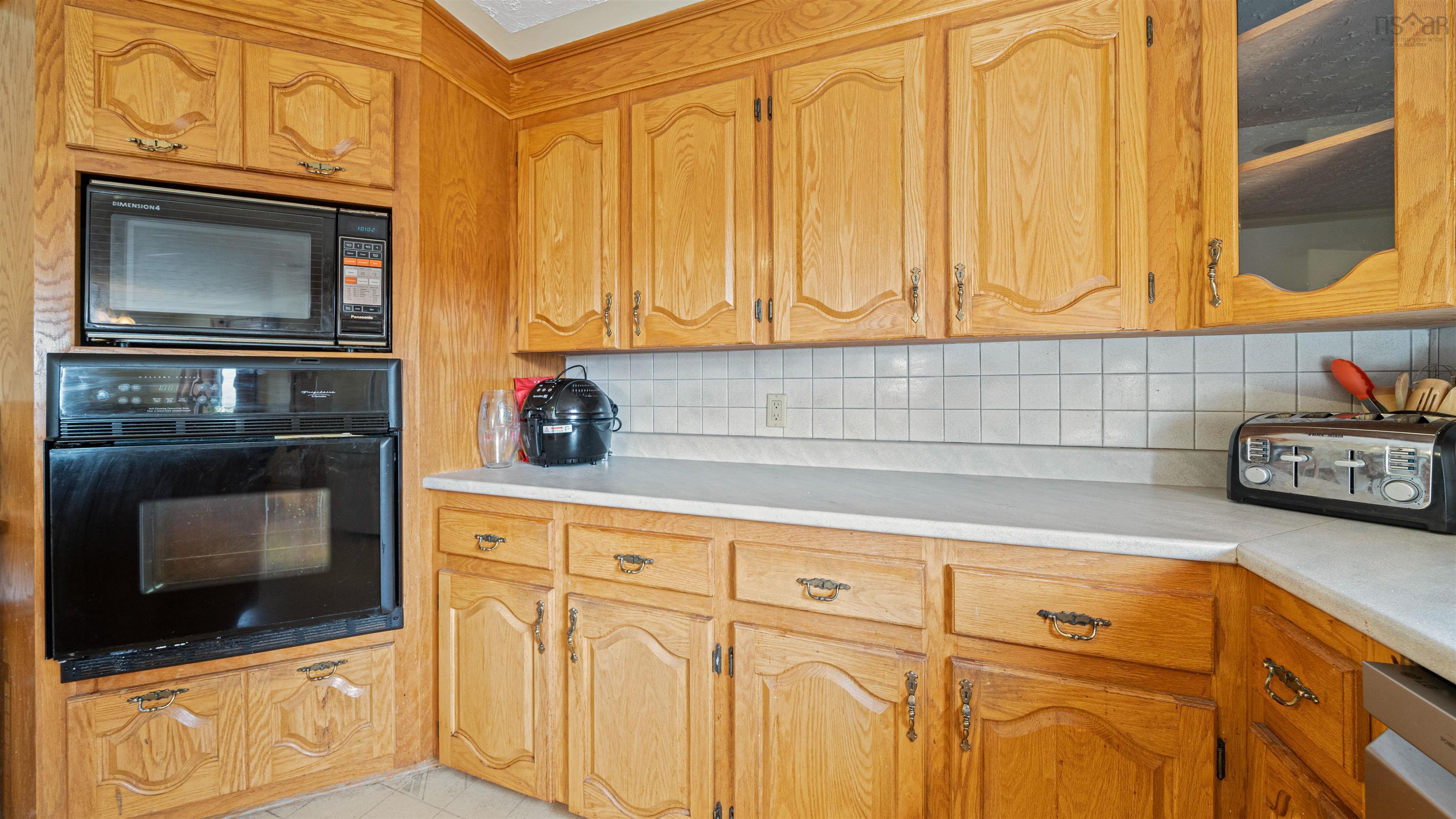 $499,900.00: 7381 7 Highway, West Chezzetcook