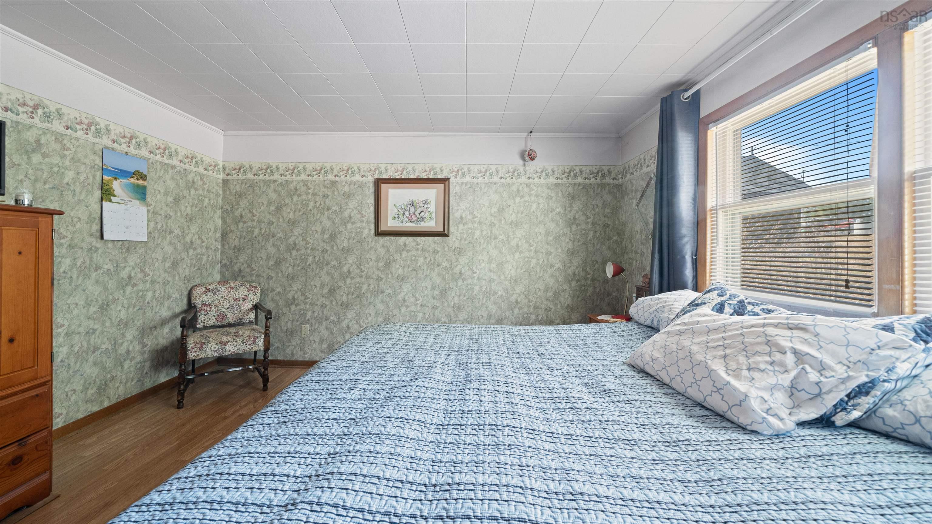 $499,900.00: 7381 7 Highway, West Chezzetcook