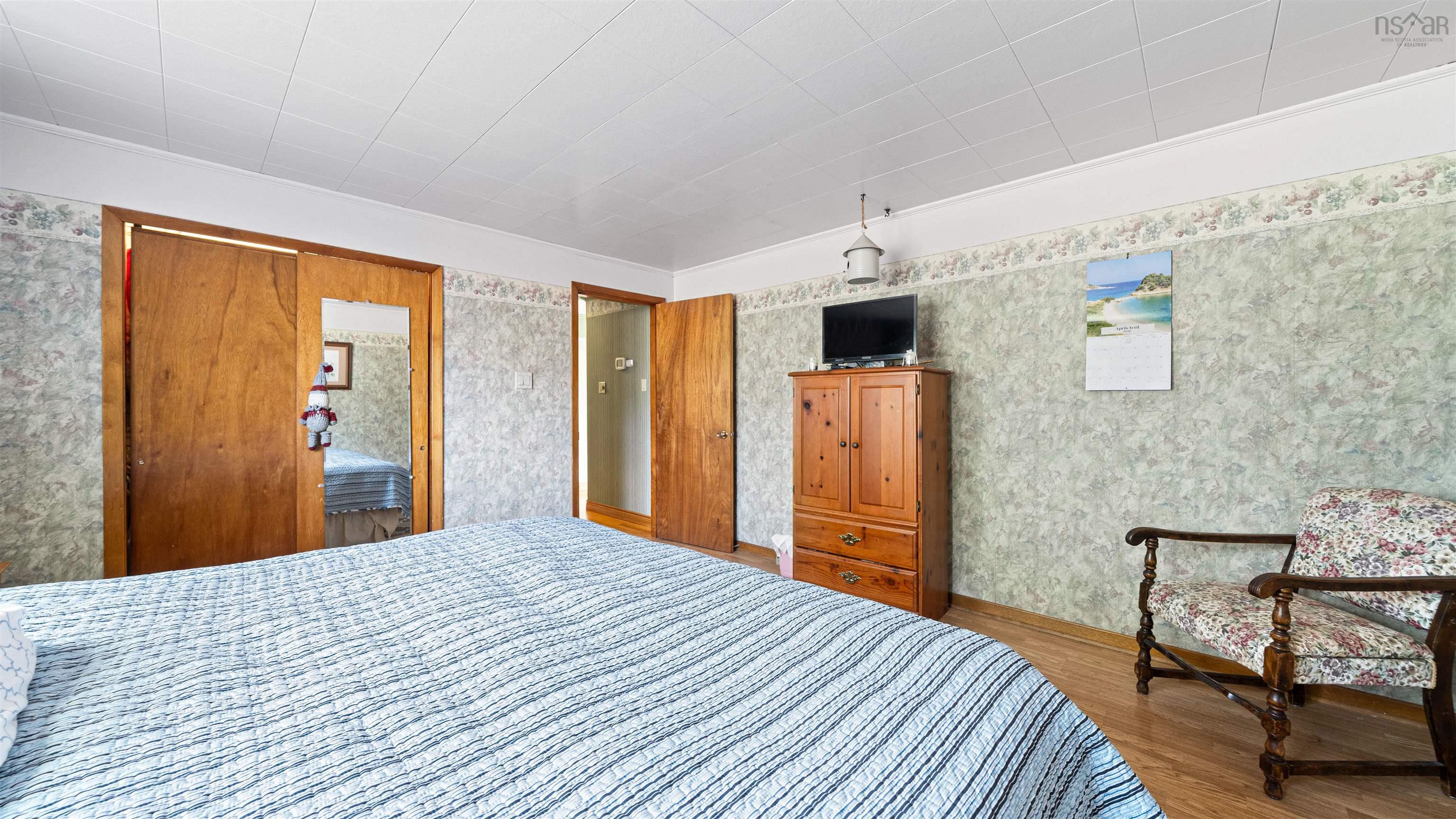 $499,900.00: 7381 7 Highway, West Chezzetcook