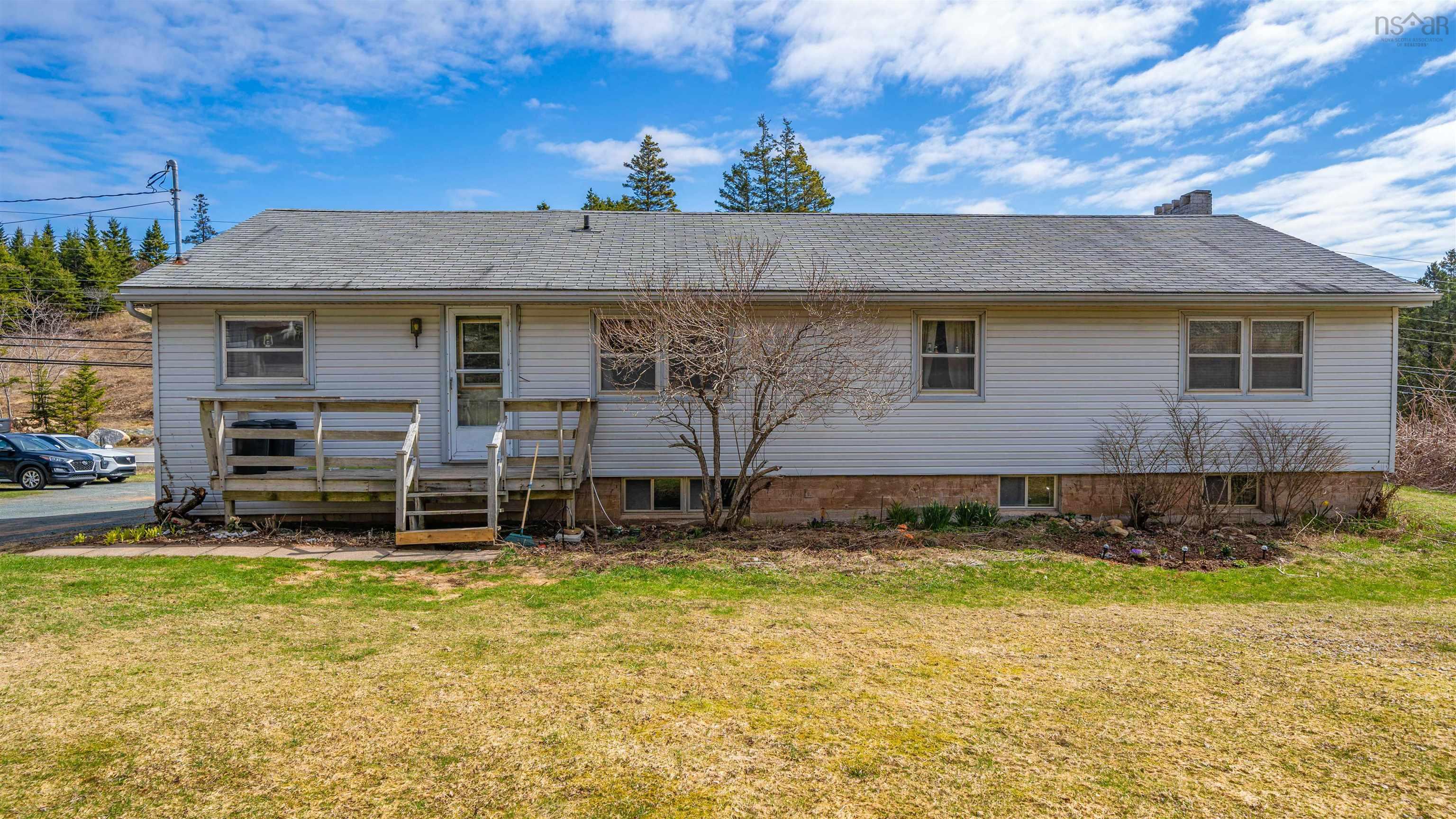 $499,900.00: 7381 7 Highway, West Chezzetcook