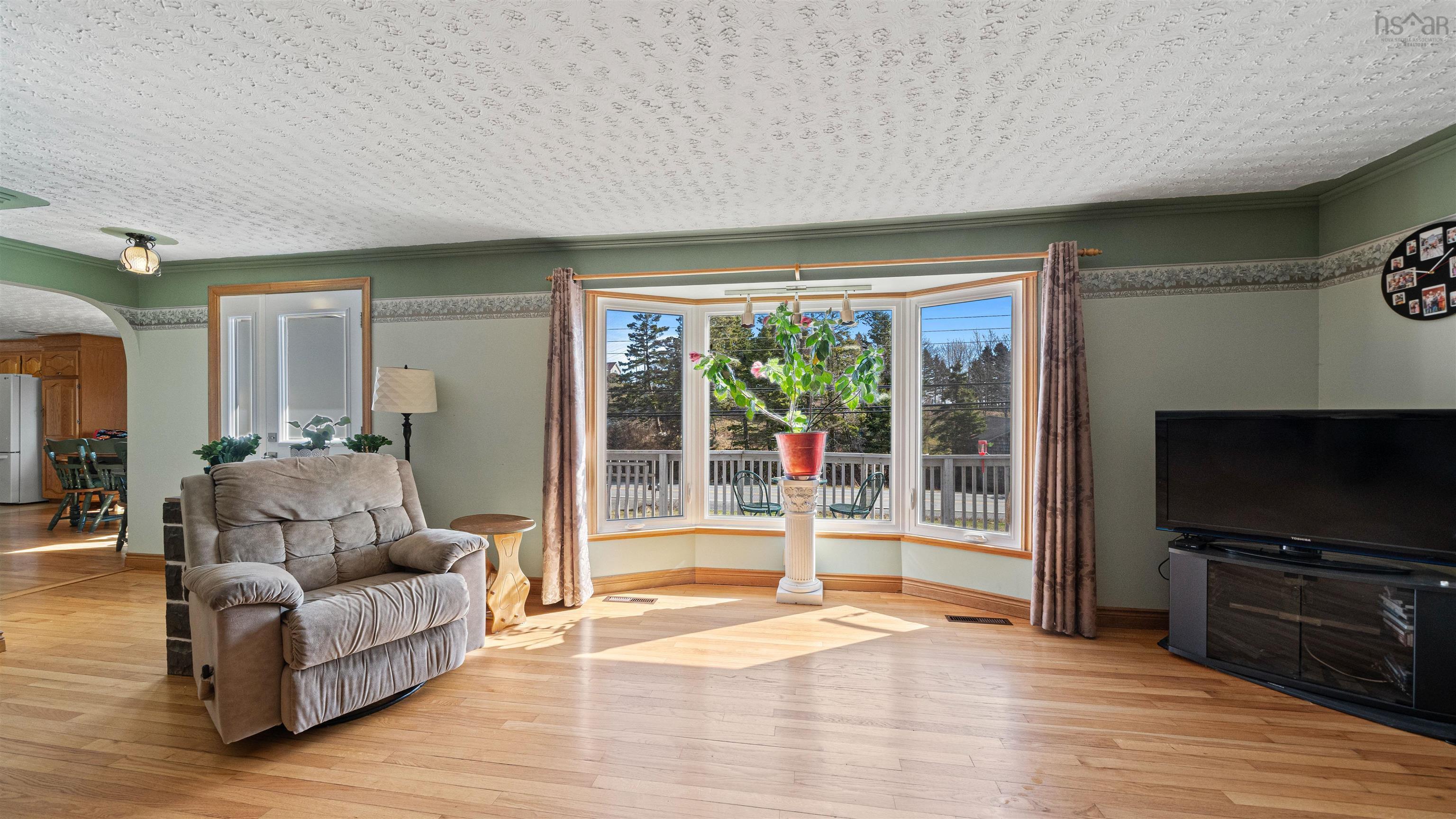 $499,900.00: 7381 7 Highway, West Chezzetcook