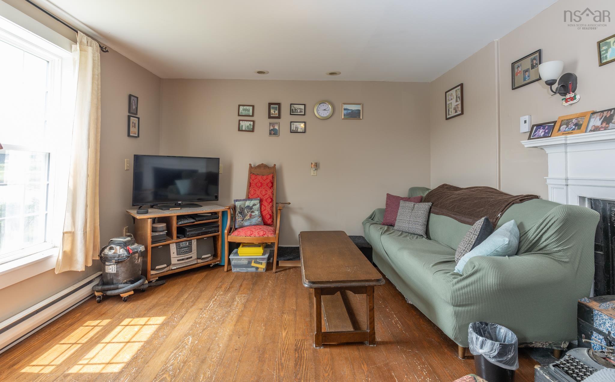 $899,000.00: 4 Market Street, Yarmouth