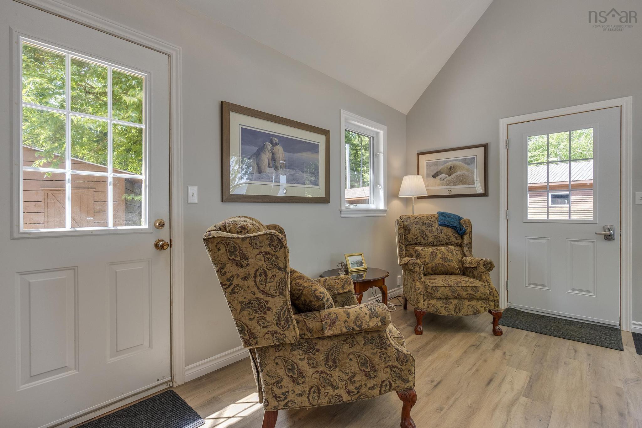 $995,000.00: 945 High Landing Road, Parkdale