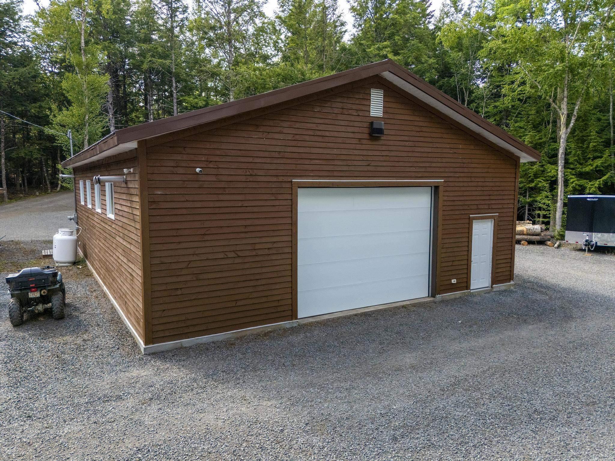 $995,000.00: 945 High Landing Road, Parkdale