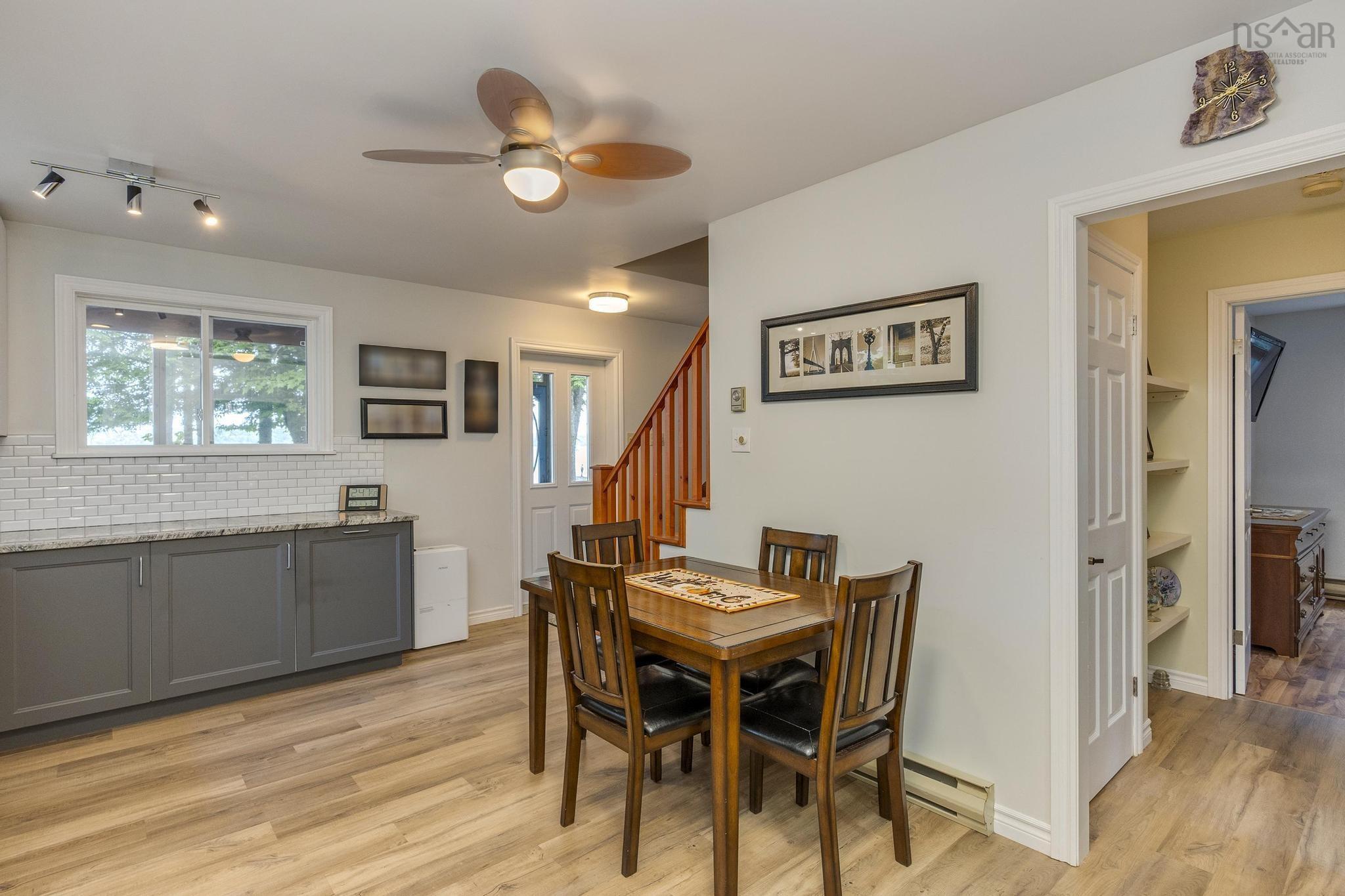 $995,000.00: 945 High Landing Road, Parkdale