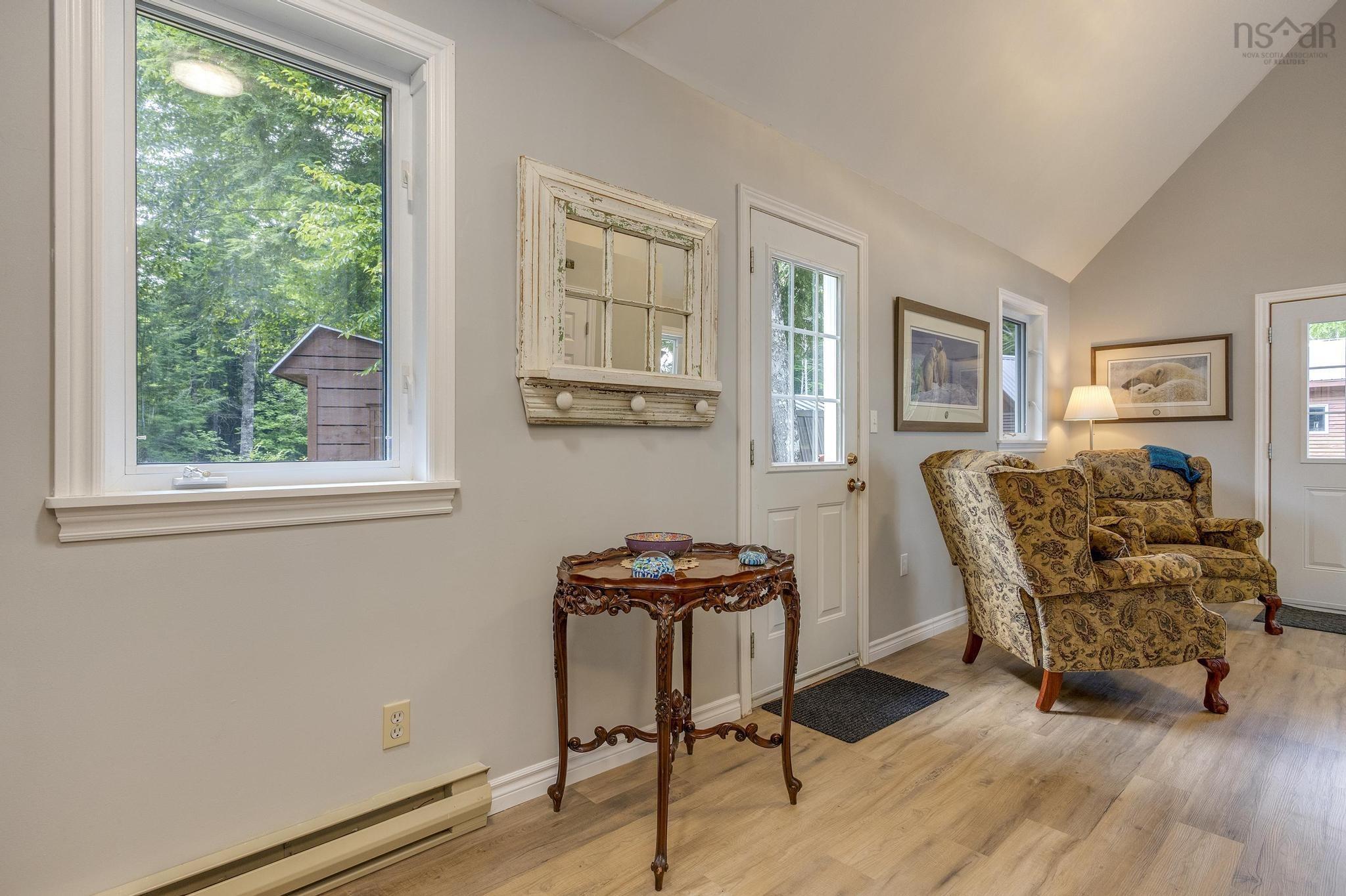 $995,000.00: 945 High Landing Road, Parkdale