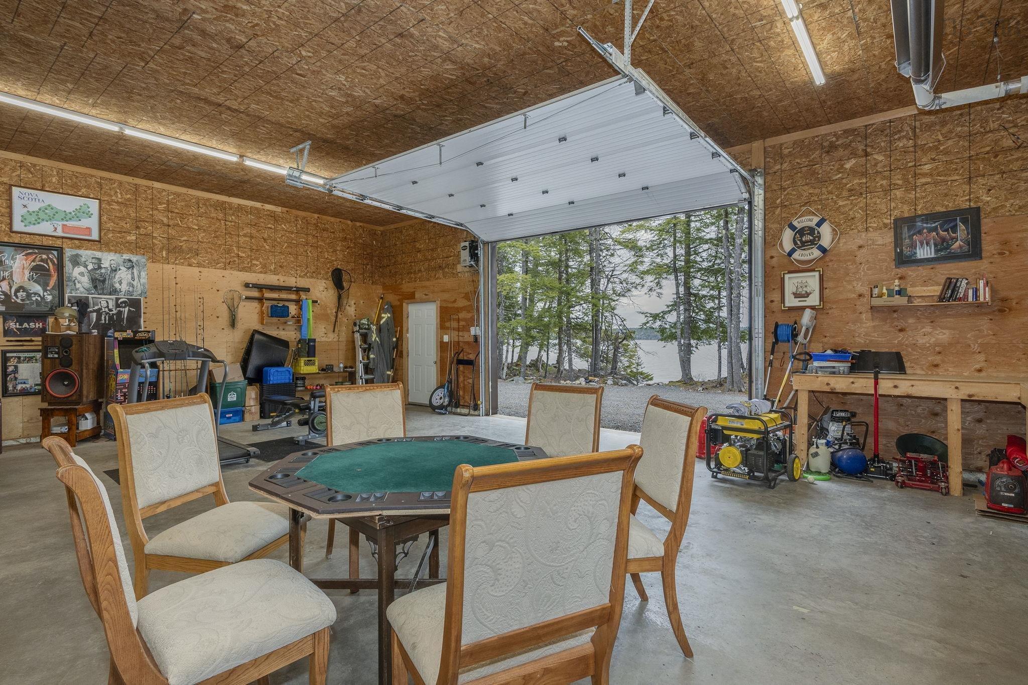 $995,000.00: 945 High Landing Road, Parkdale