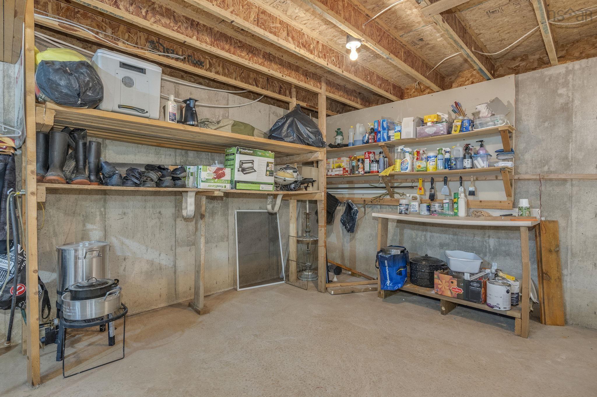 $995,000.00: 945 High Landing Road, Parkdale