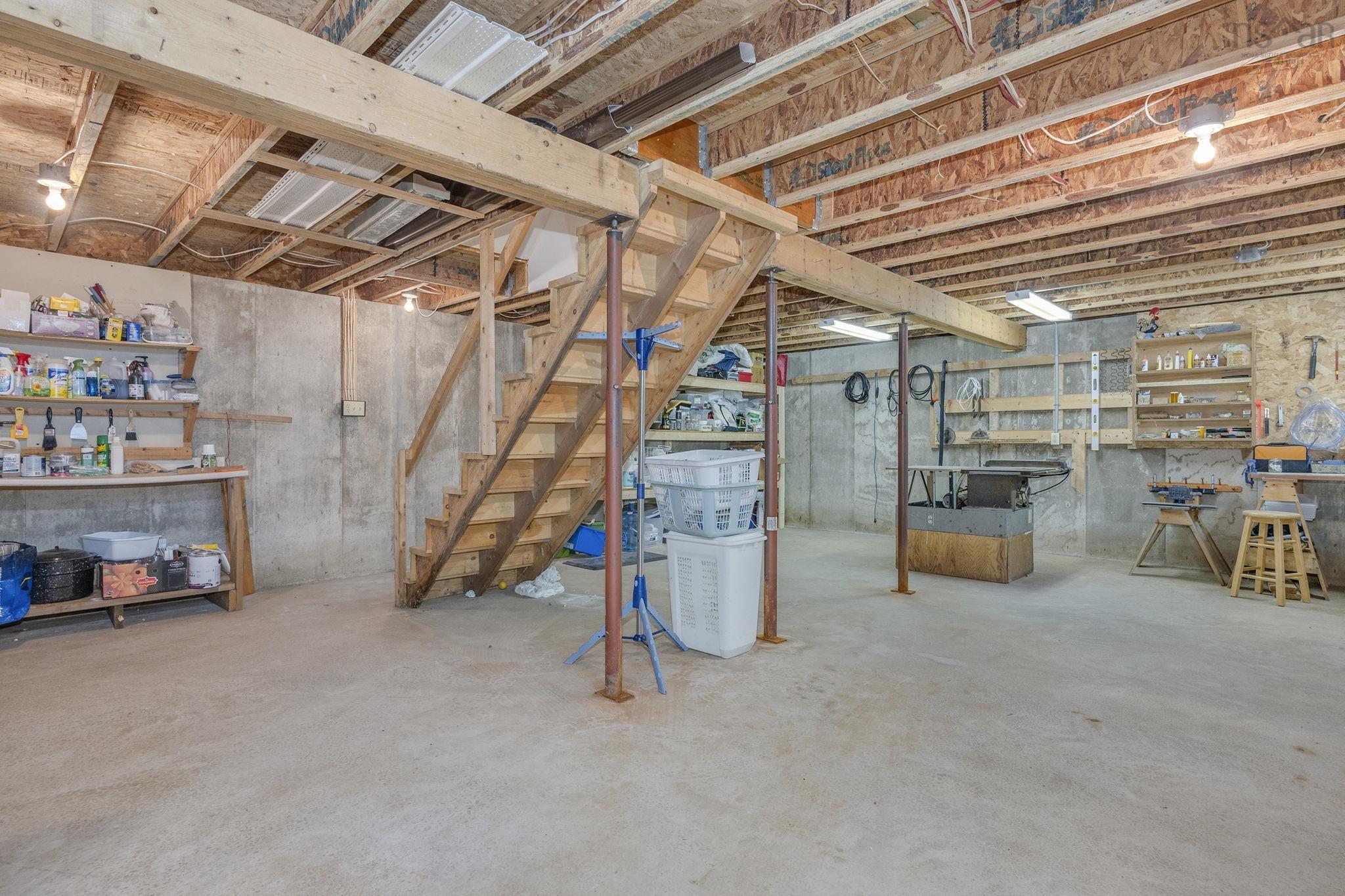 $995,000.00: 945 High Landing Road, Parkdale