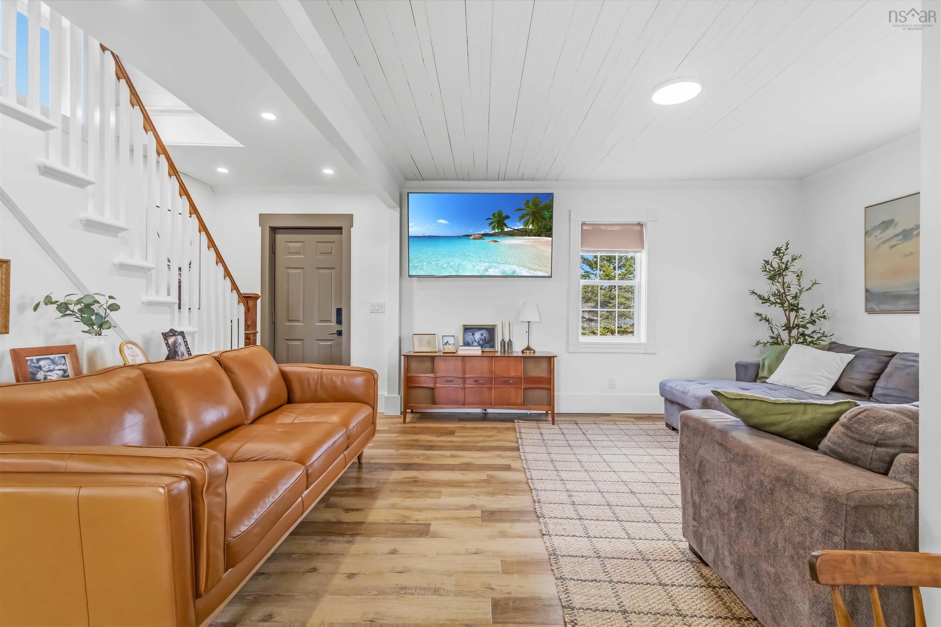 $499,900.00: 2050 Indian Road, Macphees Corner